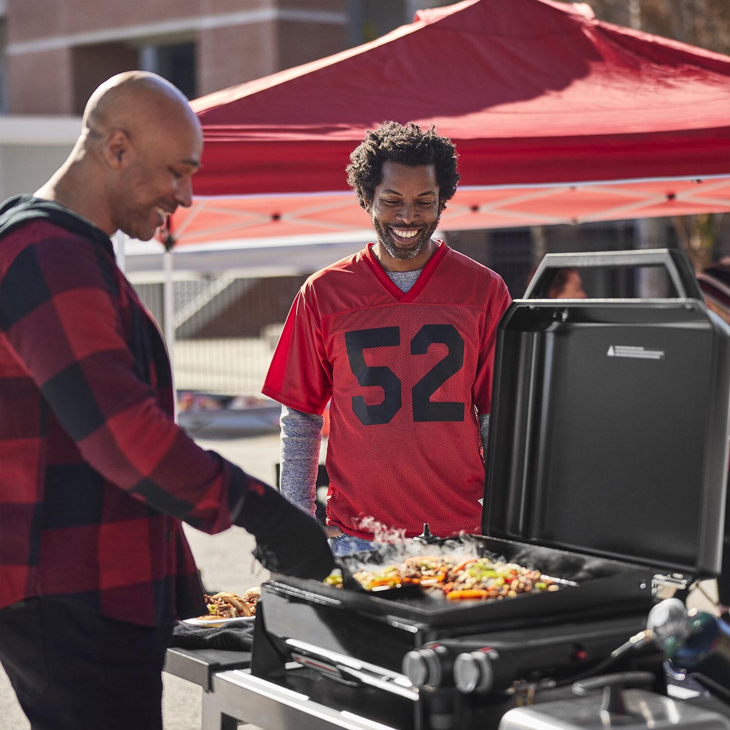 Weber GP22 Portable 22-Inch Propane Griddle - Black - 1500213