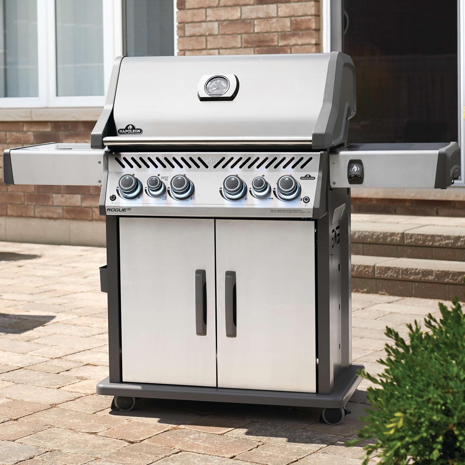Napoleon RSE525RSIBNSS-1 Rogue SE 525 RSIB Natural Gas Grill with Infrared Rear Burner and Infrared Side Burner - Stainless Steel - Lifestyle View thumbnail