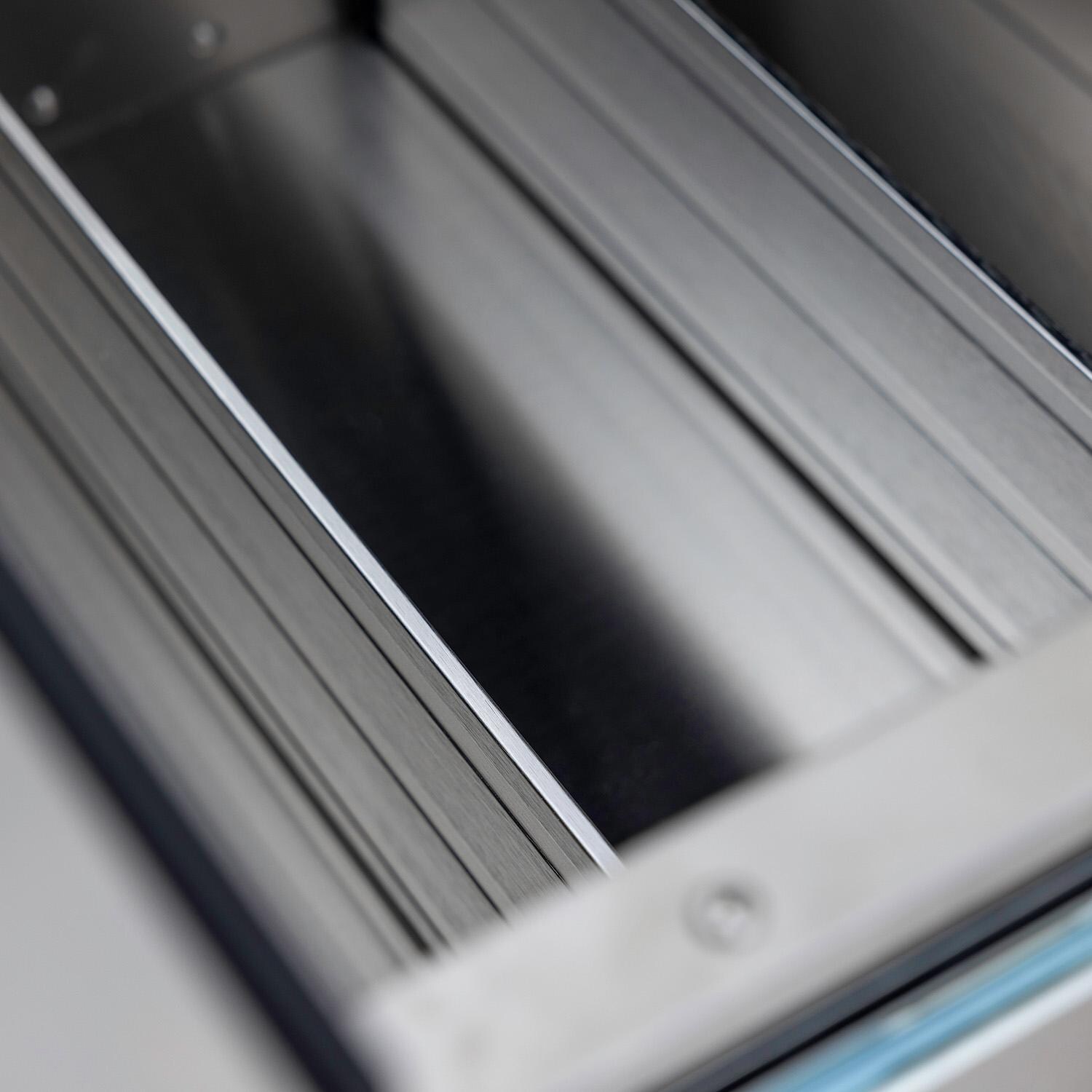 Blaze BLZ-SSRF-DBDR5.1 5.1 Cu. Ft. Outdoor Rated Stainless Steel Double Drawer Refrigerator - Divider - Detail thumbnail