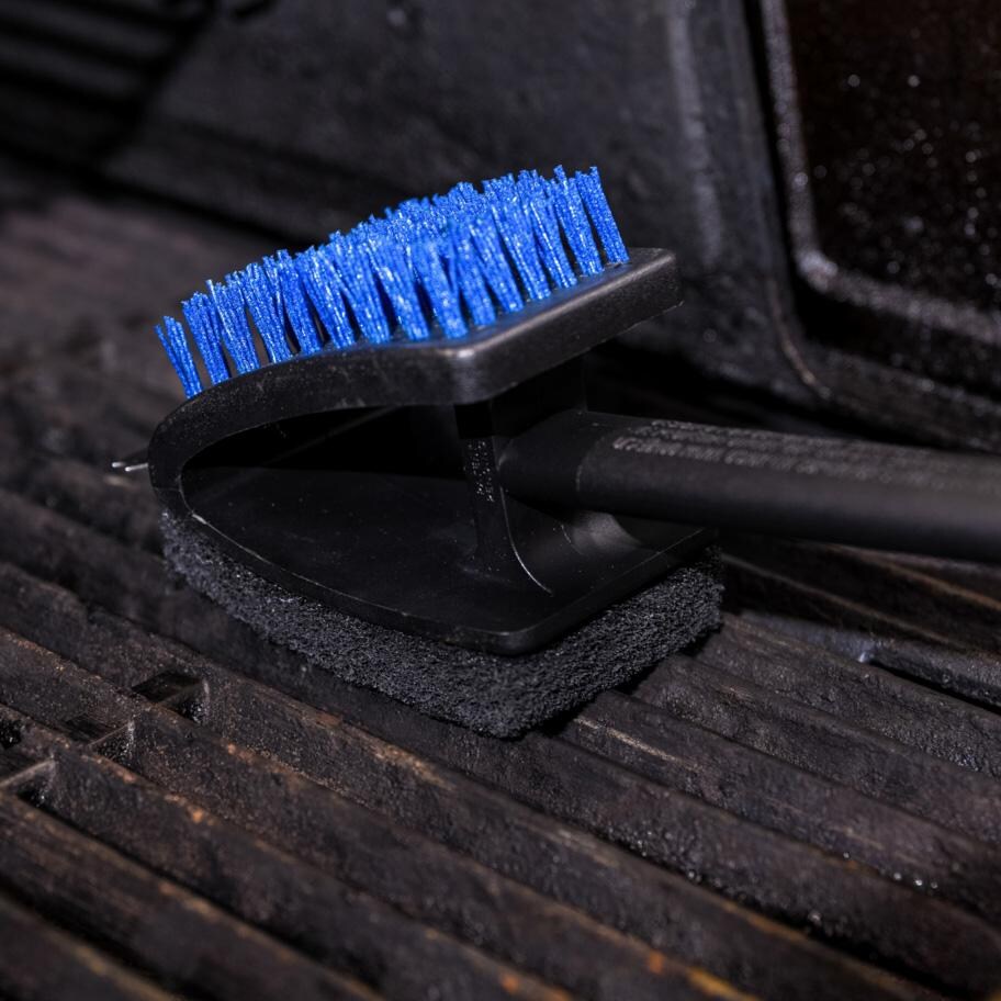 GrillPro Nylon 3-in-1 17-in Grill Brush - 75553 - Pad - Lifestyle thumbnail