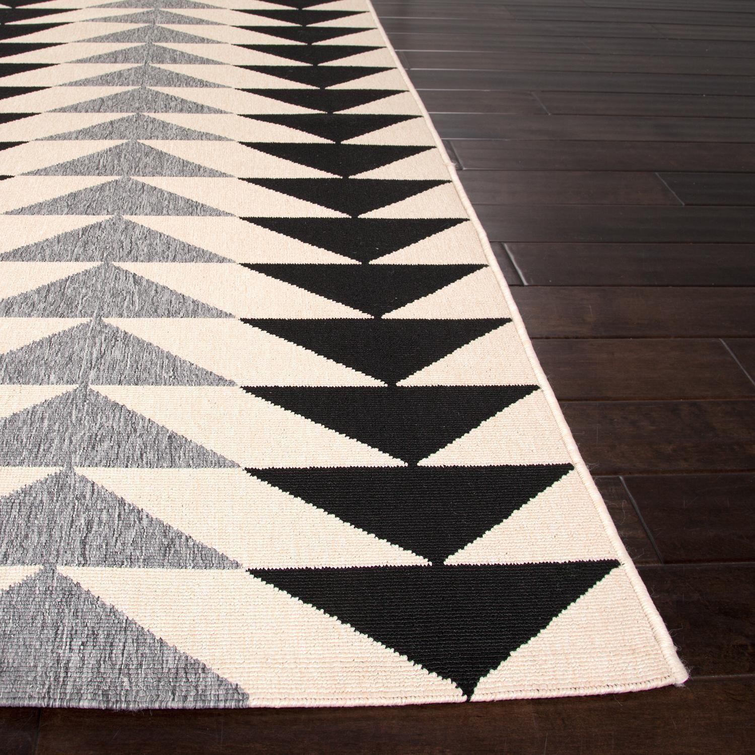 Jaipur Rugs Patio Marquise 4 X 5.3 Indoor/Outdoor Rug - Corner and Edge Detail thumbnail