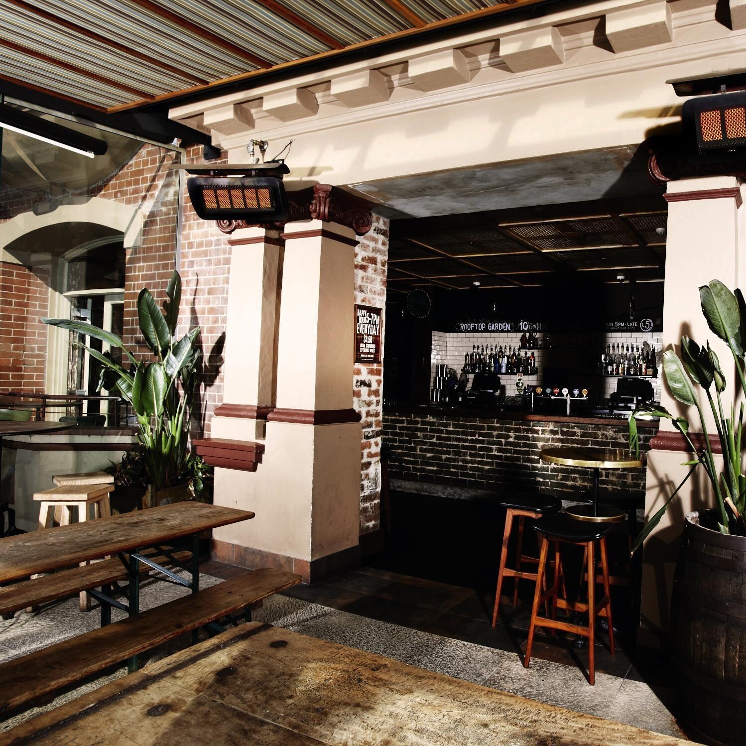 Bromic Tungsten 500 Smart-Heat Patio Heater - Commercial Outdoor Patio Dining thumbnail