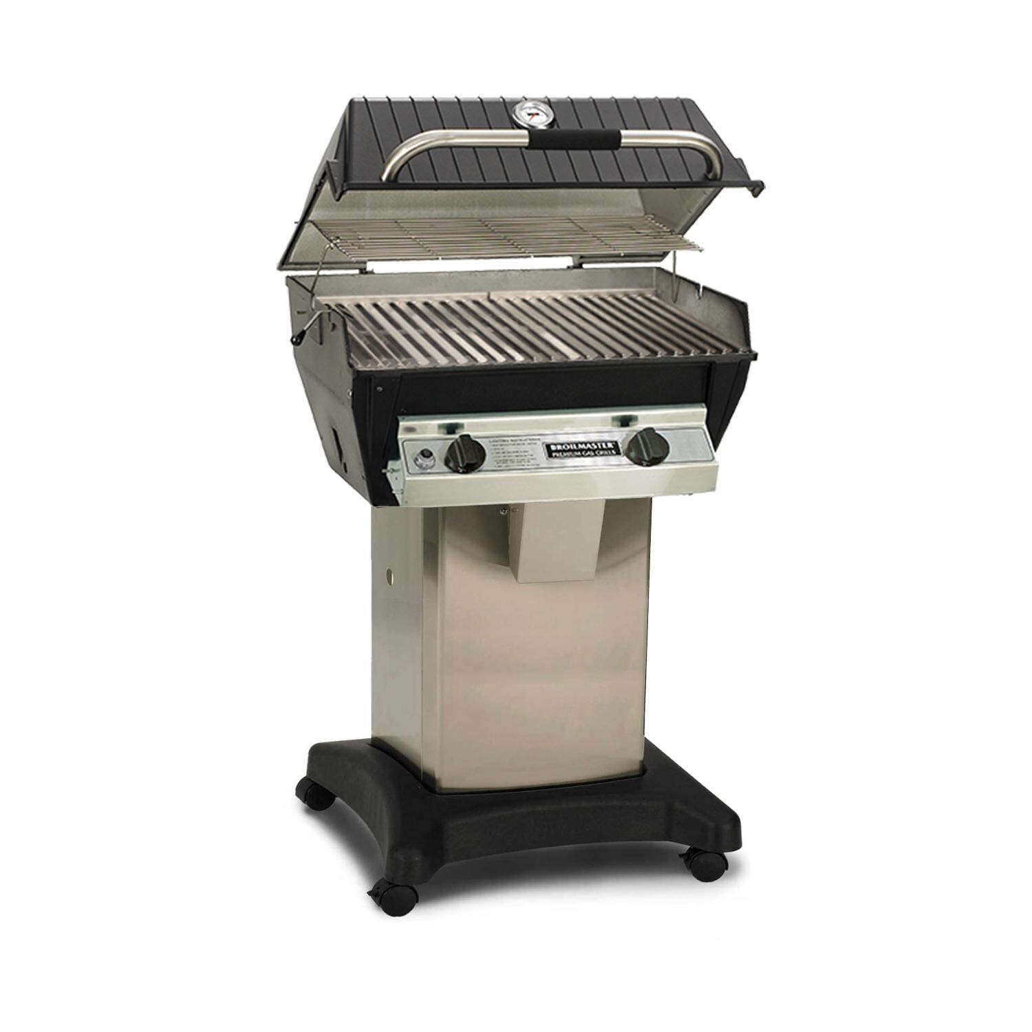 Broilmaster R3N Infrared Natural Gas Grill On Stainless Steel Cart
