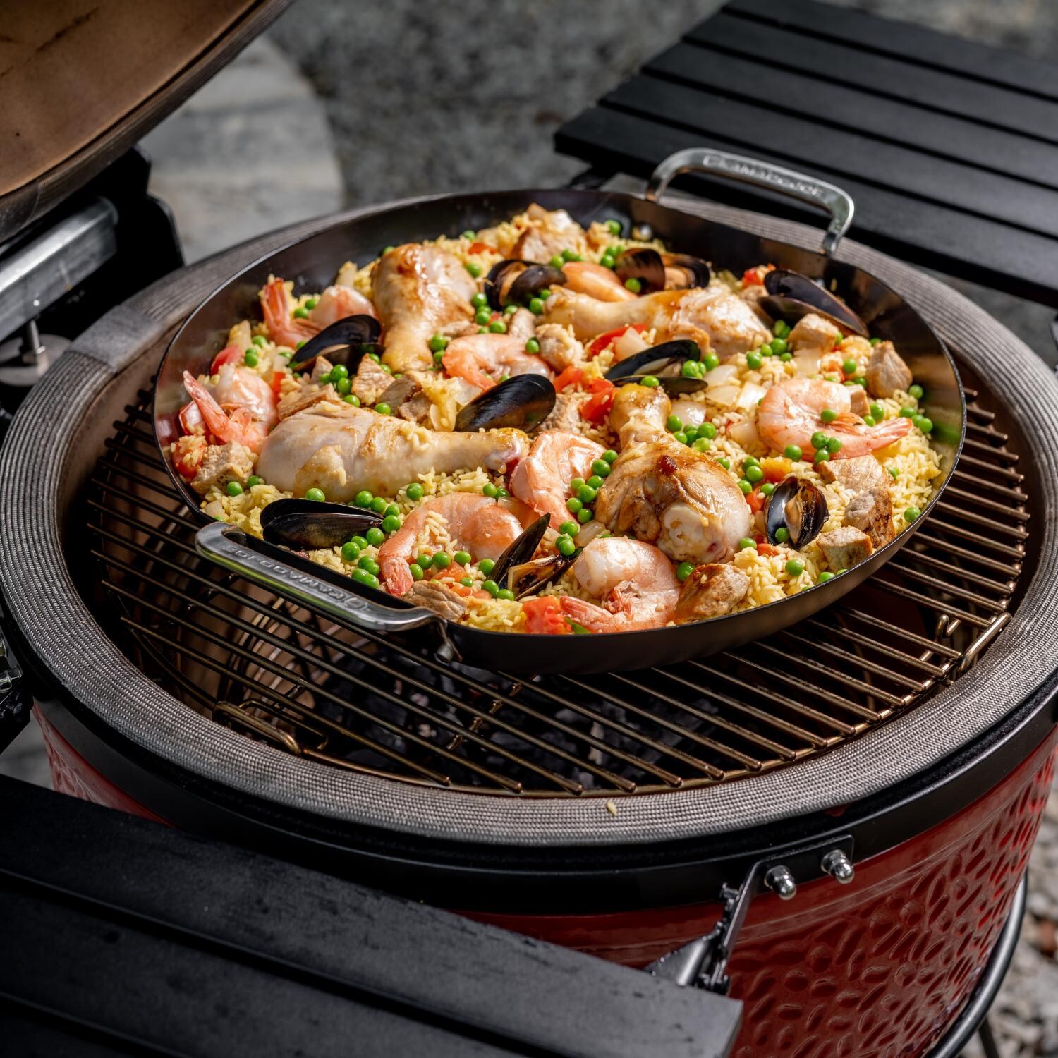 Kamado Joe KJ15124722 Karbon Steel Paella Pan - Black - Cooking Paella thumbnail