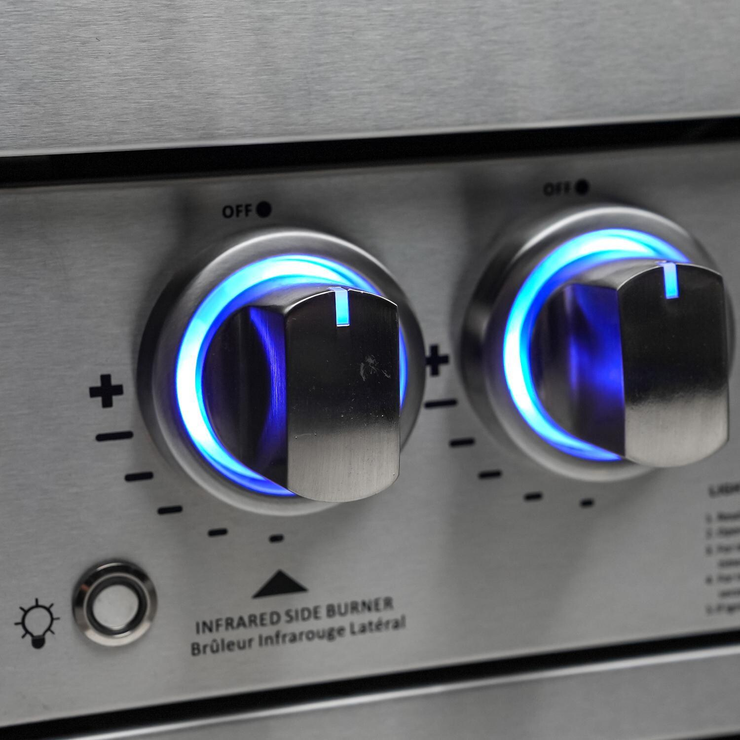 Mont Alpi MAi805-DBEV Deluxe Natural Gas Island Grill W/ Beverage Center - Side Burner LED Knobs - Detail thumbnail