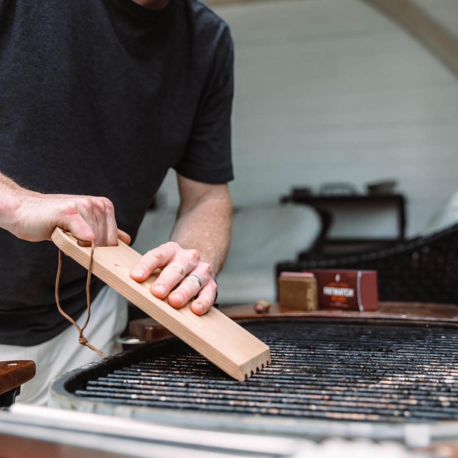 Fire & Flavor FFT129 Wood Grill Scraper - In Use thumbnail