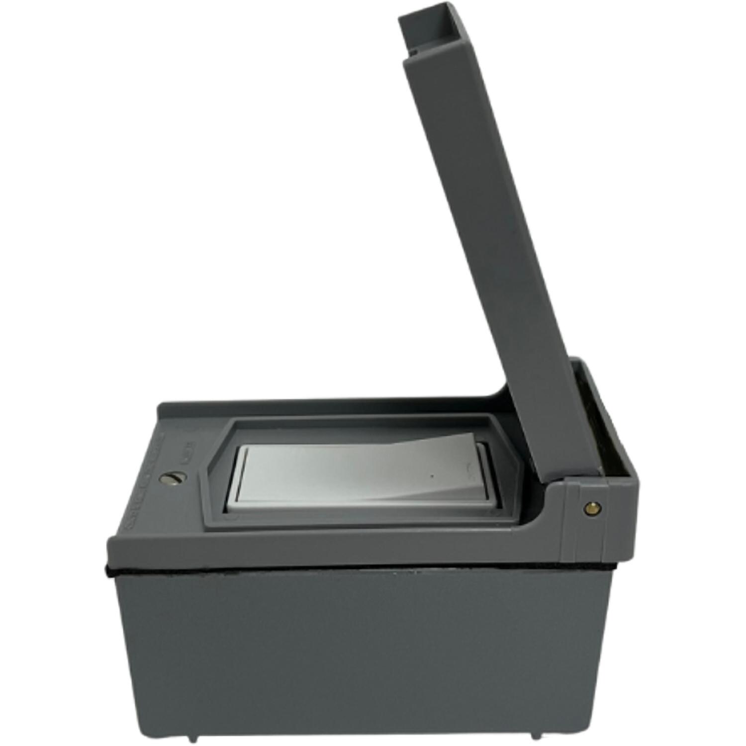 Bromic BH3130082 Manual Single 20 AMP Switch 120-277V Outdoor Kit - Angle - White Background thumbnail