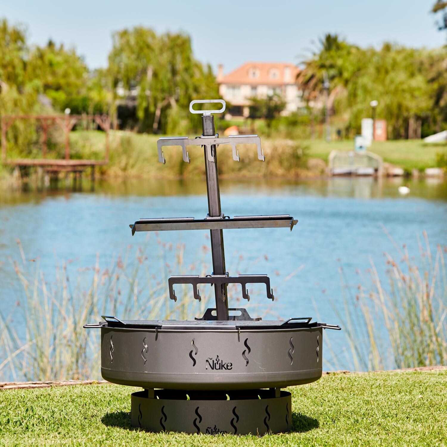 Nuke Patagonia Wood Firepit and Grill - PATAGONIA