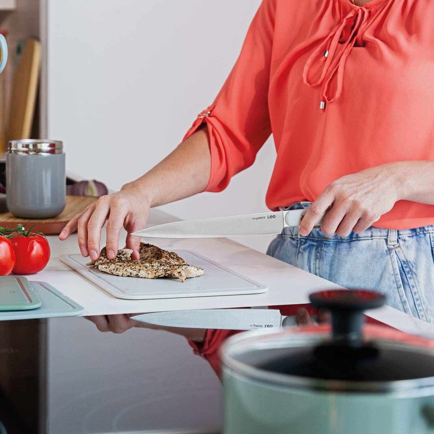 BergHOFF Leo Glints 3 Pc Cutlery Set  w/ Stainless Steel Blades - Spirit - Cutting Chicken - Lifestyle thumbnail