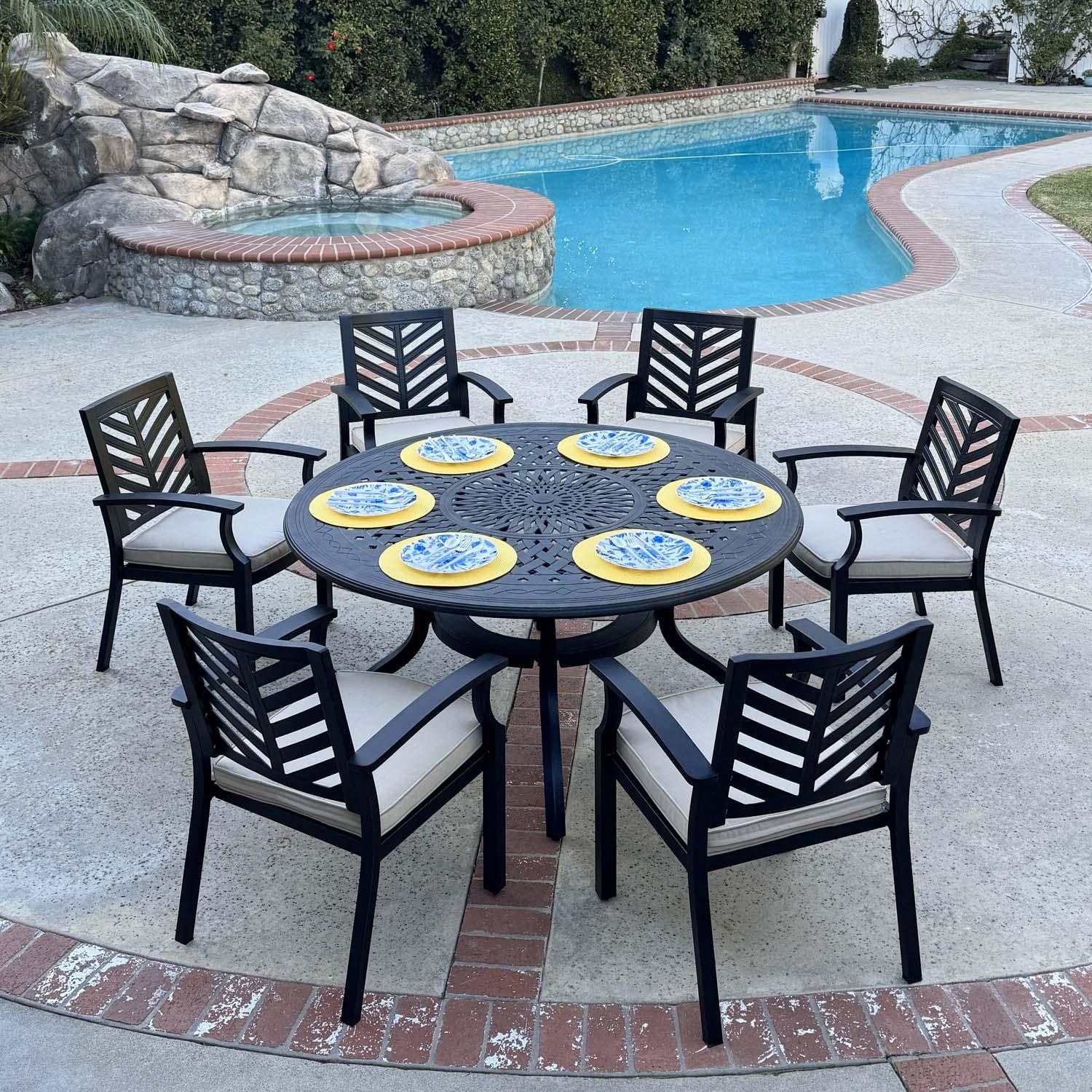 bronze cast aluminum patio table with umbrella hole VIVIJASON Outdoor 61" Dining for 6-8 Person, Large Patio Round Dining Table Lazy Susan, Dark Rustic Patio Table with 2" for Balcony, Porch quality cast aluminum Karlhome Outdoor 35.4" Dia x