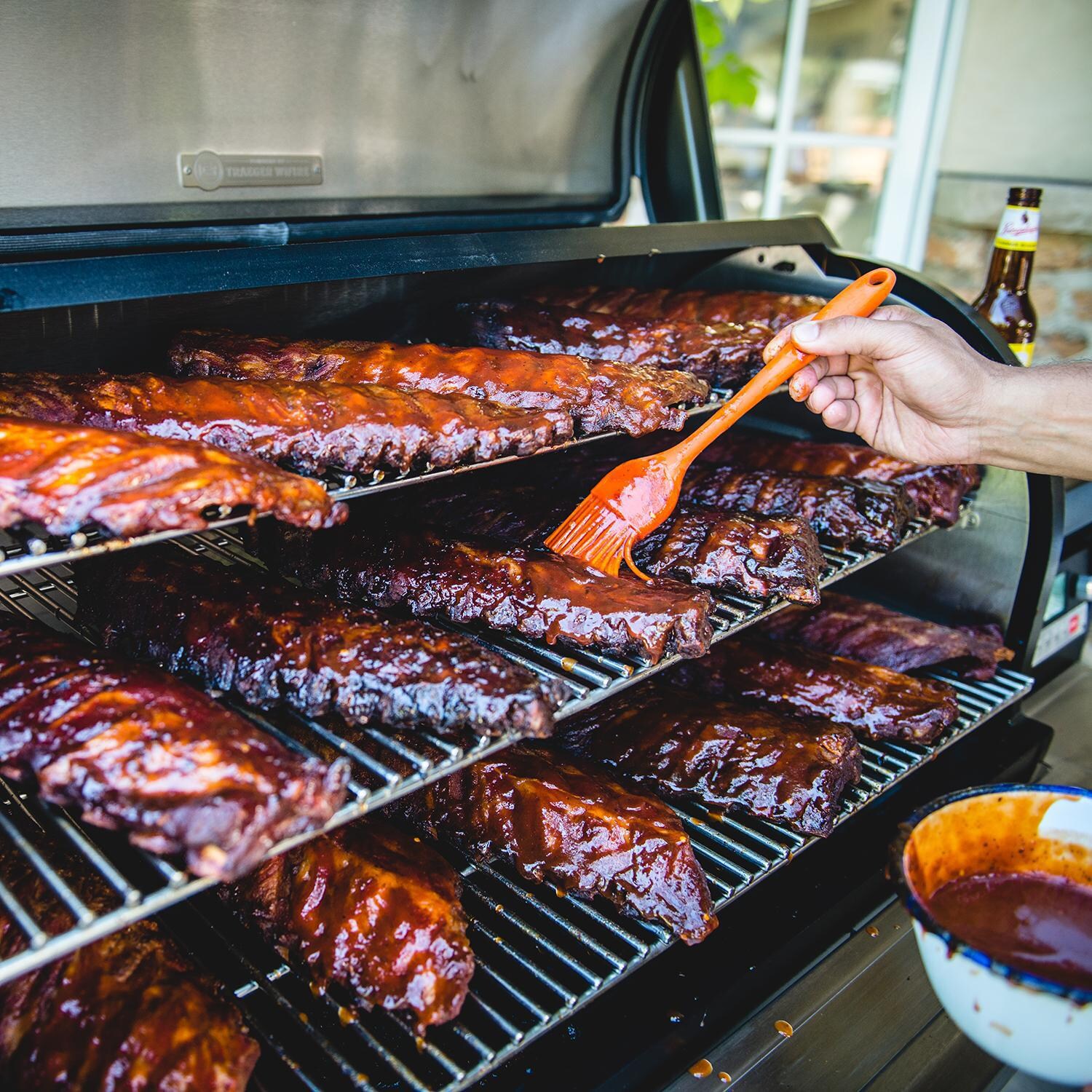 Traeger TFB85WLE Timberline 1300 - Smoking Ribs thumbnail