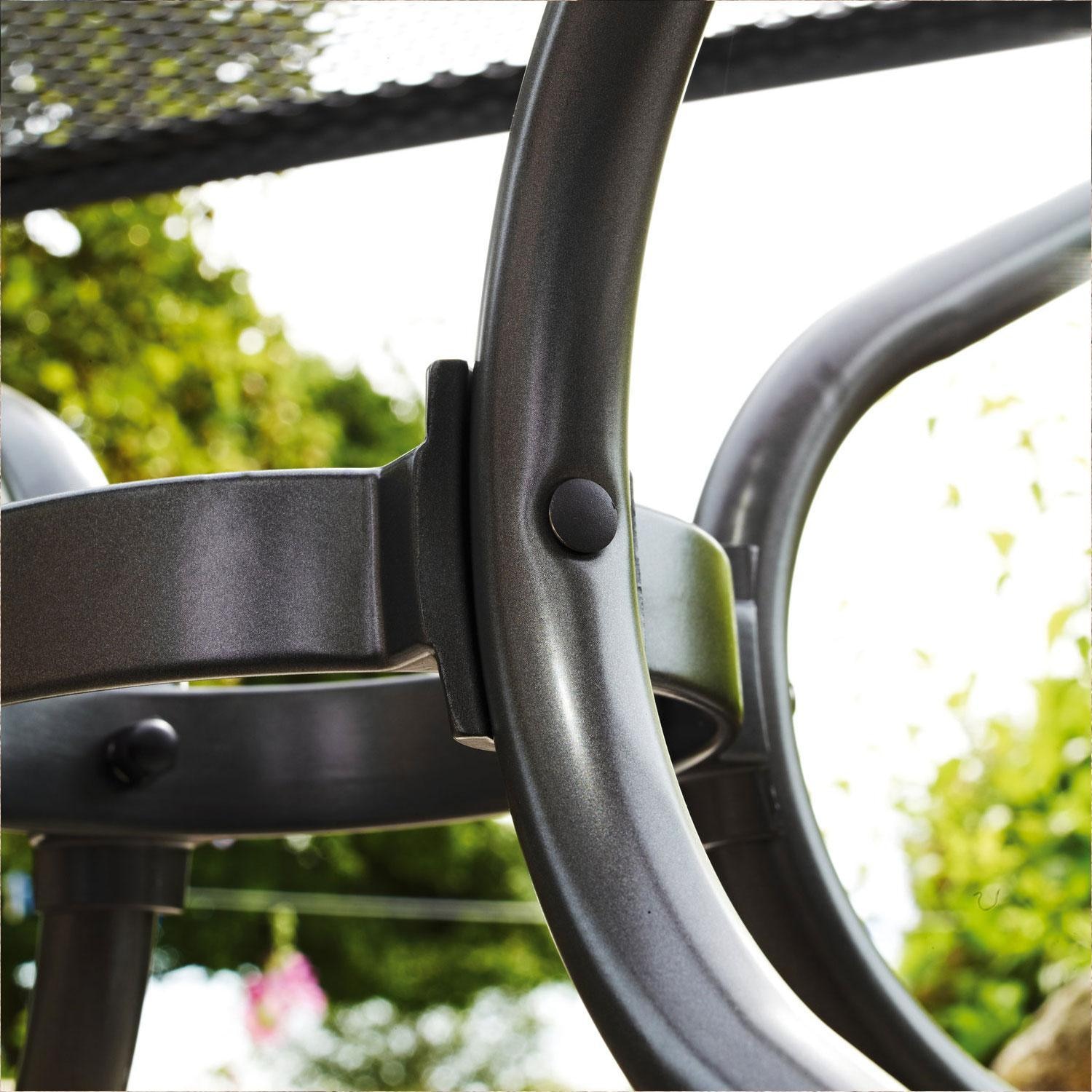 KETTLER 42 Inch Steel Round Mesh Dining Table - Center Ring - Detail thumbnail