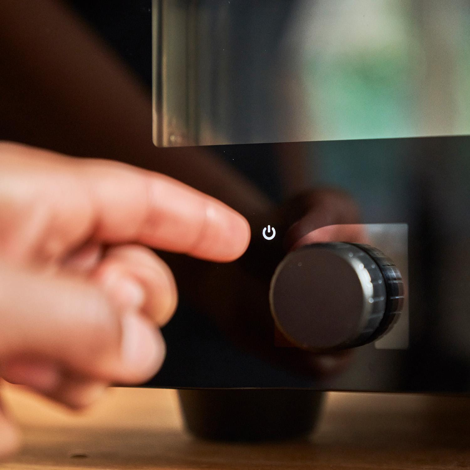 Ooni UU-P12700 Volt 12 Electric Pizza Oven - Power Dial - Detail thumbnail