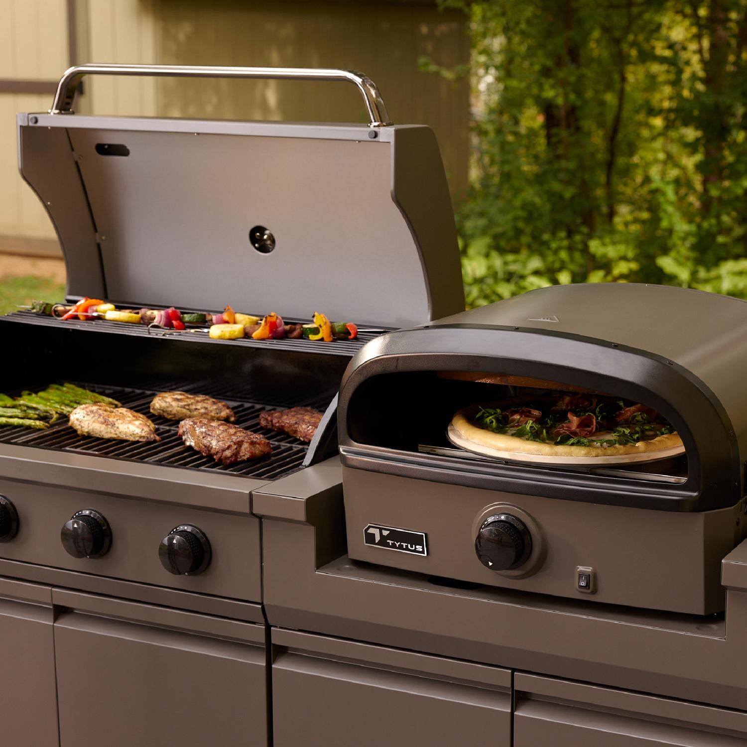 TYTUS TDT-BUN-053 Modular Duo w/ 4-Burner Gas Grill & Gas Pizza Oven - Cooking - Lifestyle thumbnail