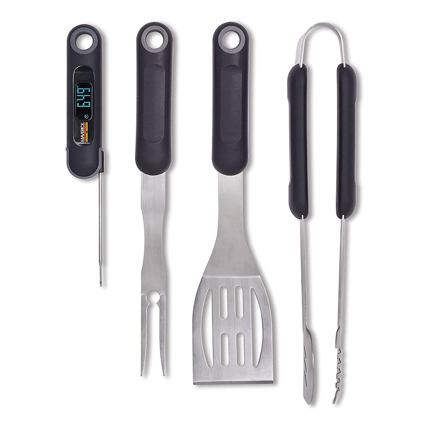Maverick AK-75 Deluxe BBQ Set Instant Read Thermometer + BBQ Tools - Display - White Background thumbnail