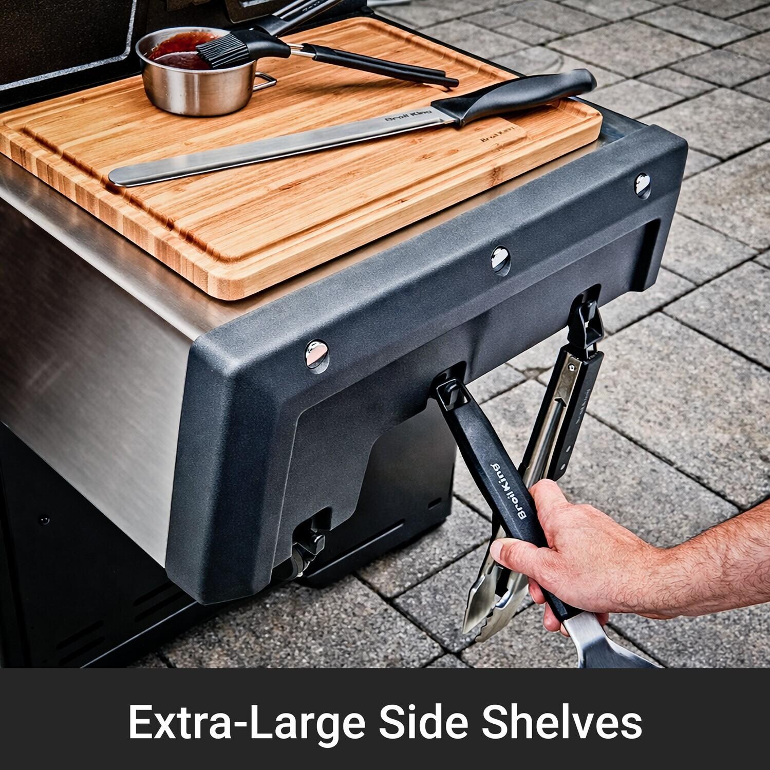 Broil King 956944 Regal S490 PRO IR 25-Inch Propane Grill - Extra-Large Side Shelves - Detail thumbnail