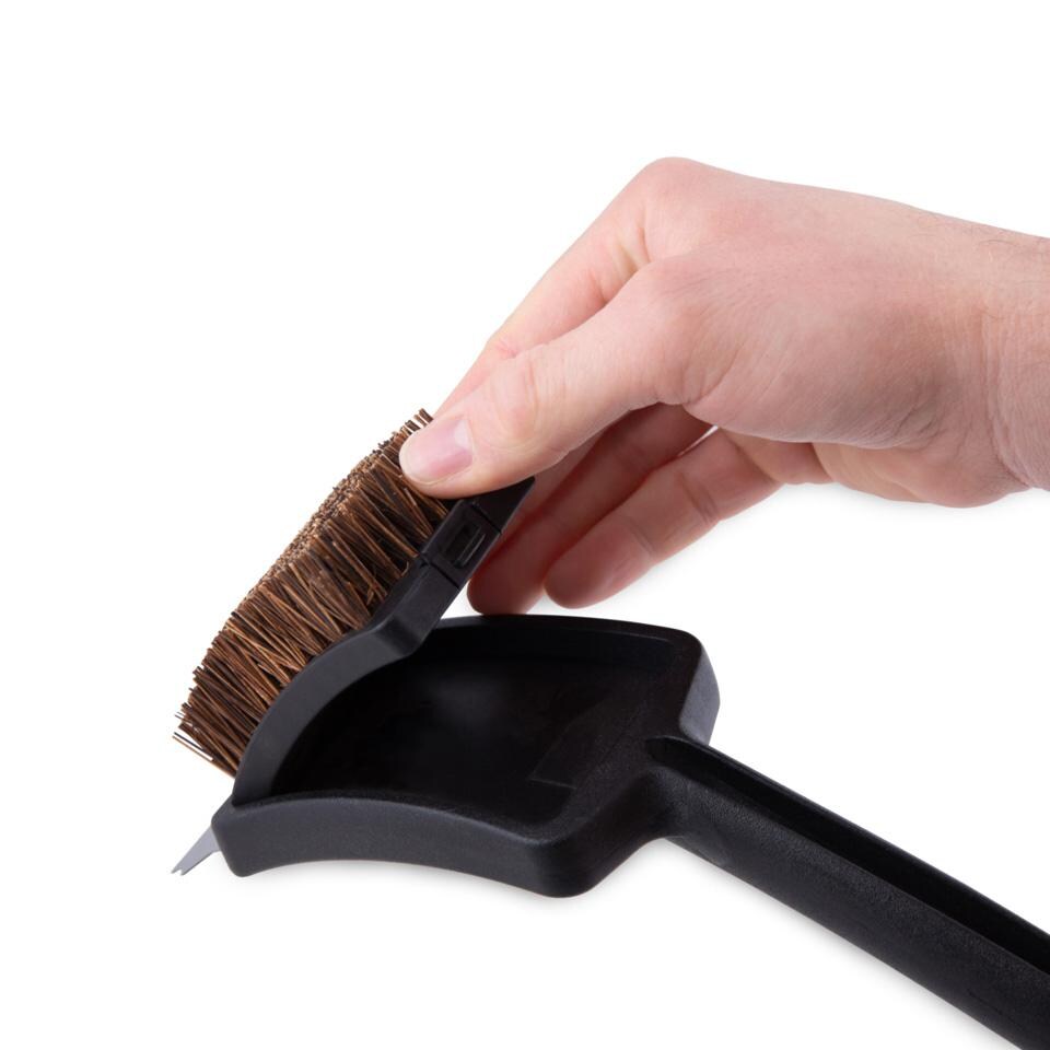 GrillPro Palmyra Grill Brush w/ Replacement Head - 77618 - Attaching Head - White Background thumbnail