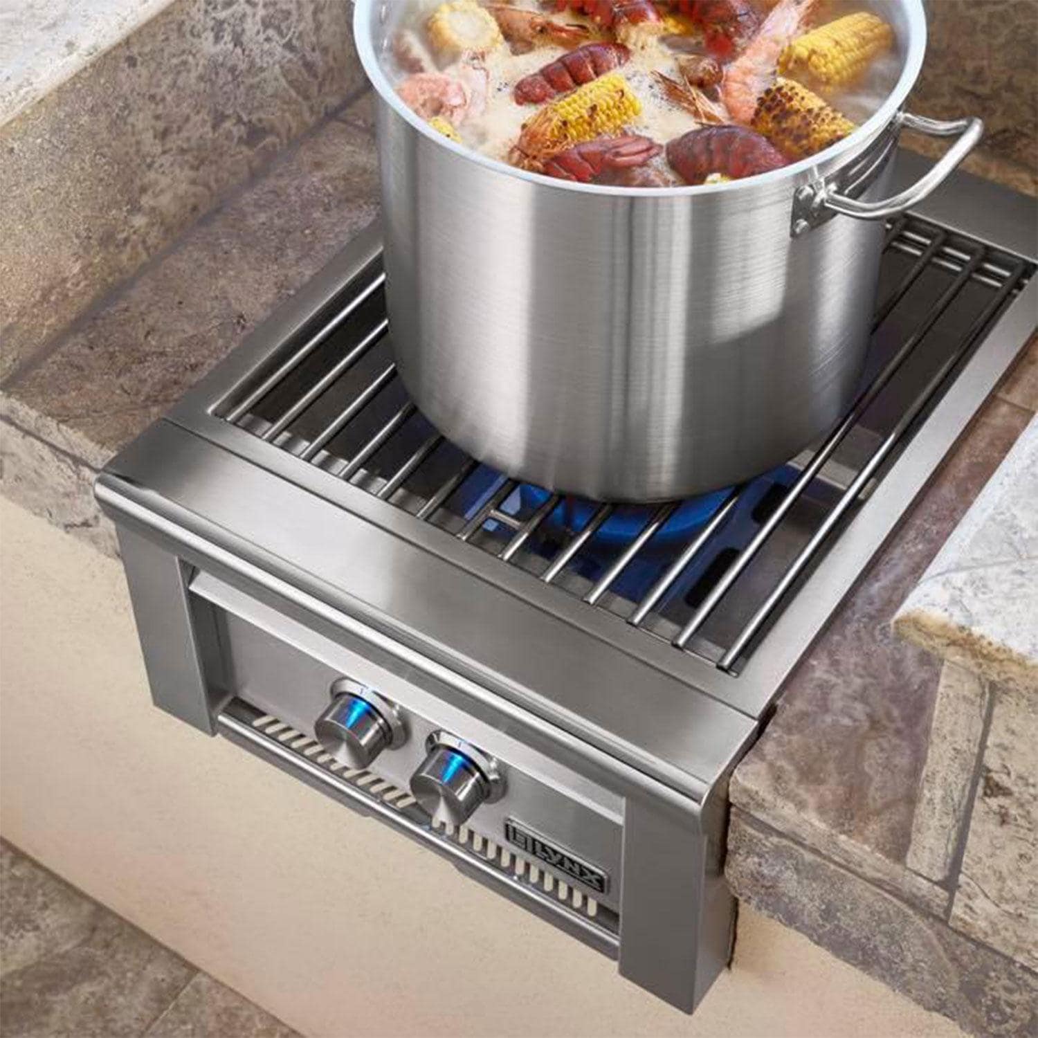 Lynx Professional Built-In Natural Gas Power Burner in Obsidian