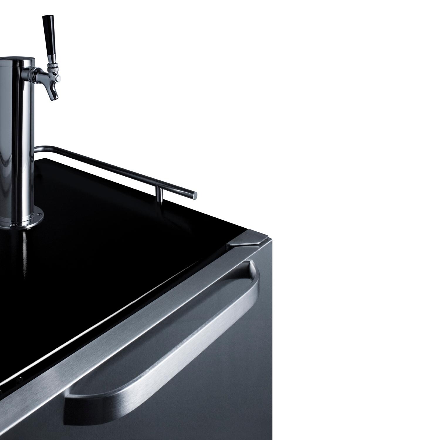 Summit SBC696OSWKD Commercial Outdoor Rated Single Tap Wine Dispenser / Kegerator - Detail thumbnail