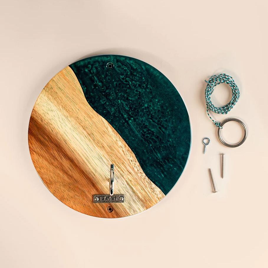 Elakai EGHRCRLE-01 Green Pearl Epoxy Resin Live-Edge Wood Hook and Ring Toss - Components thumbnail