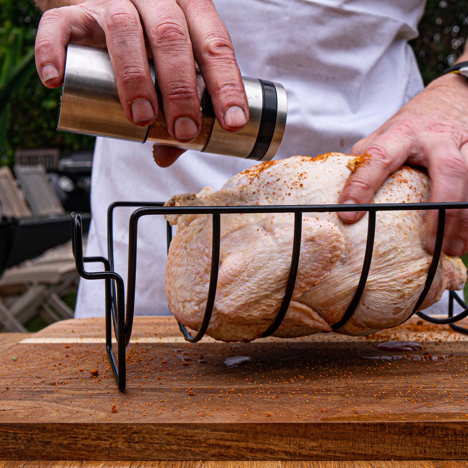 BBQ Dragon BBQD190 3-Piece Magnetic Spice Shaker Grilling Set - In Use thumbnail