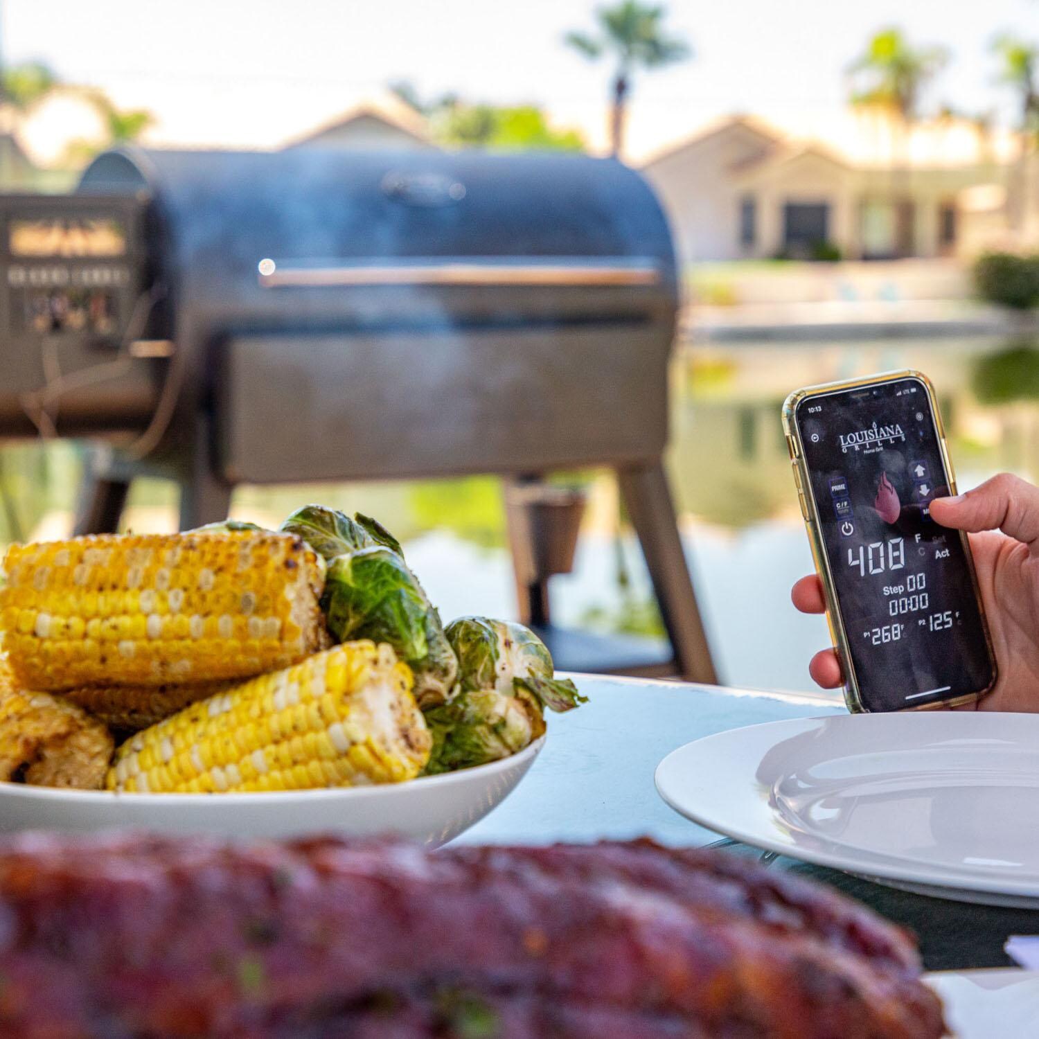 Louisiana Grills - 10640 - LG1200BL Black Label Series Pellet Grill - Controls thumbnail