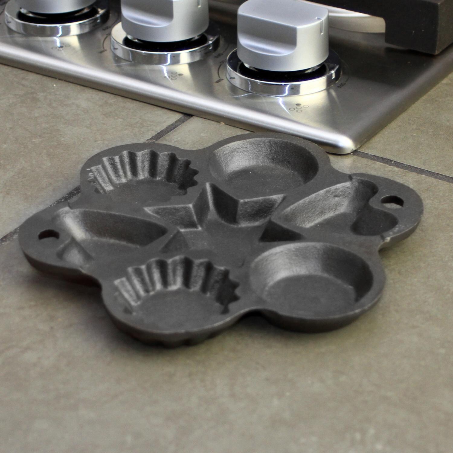 Cajun Cookware Seasoned Cast Iron Muffin Pan With Shape Molds - Lifestyle View thumbnail