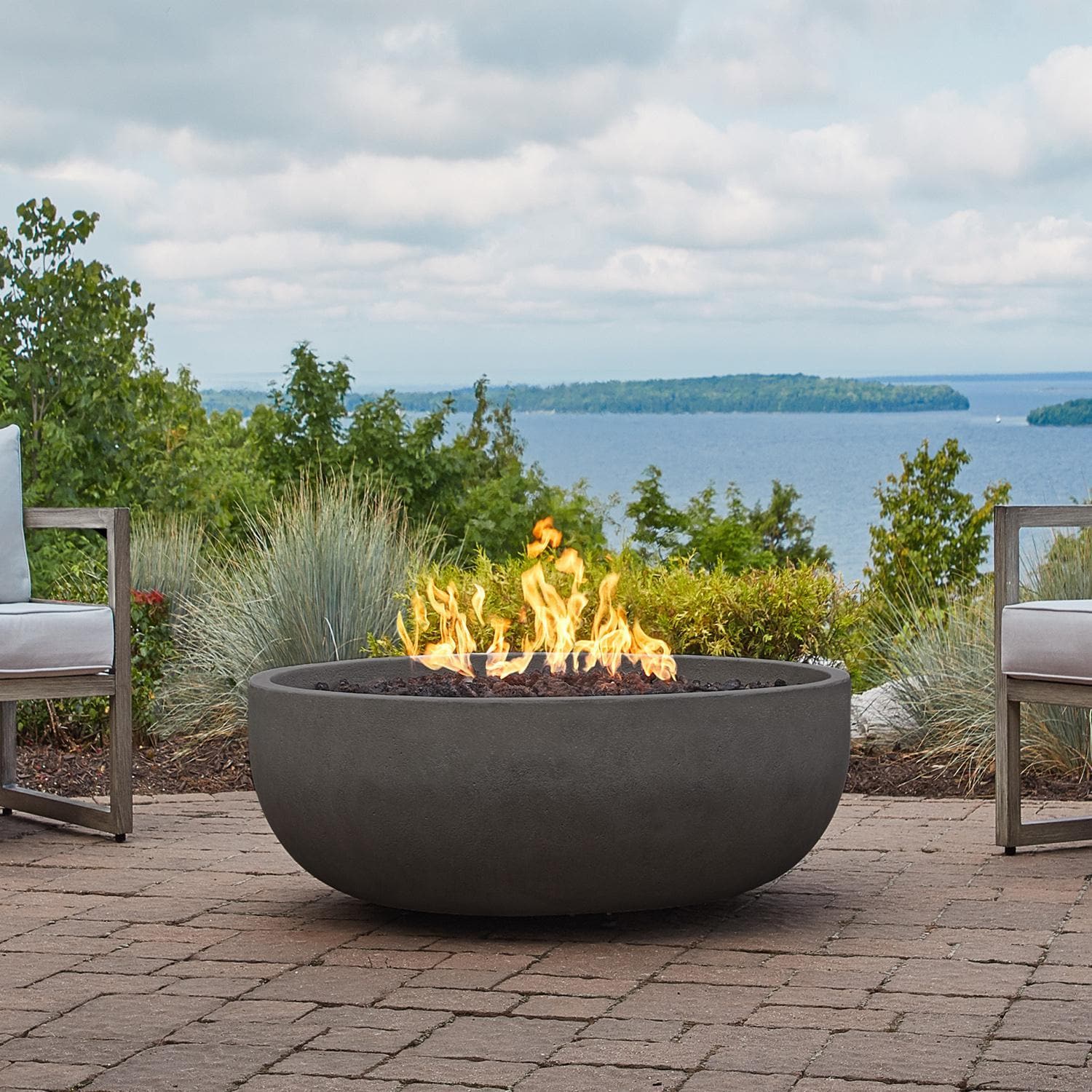 Grand Lake 38 Inch Round Concrete Natural Gas Fire Bowl in Gray by