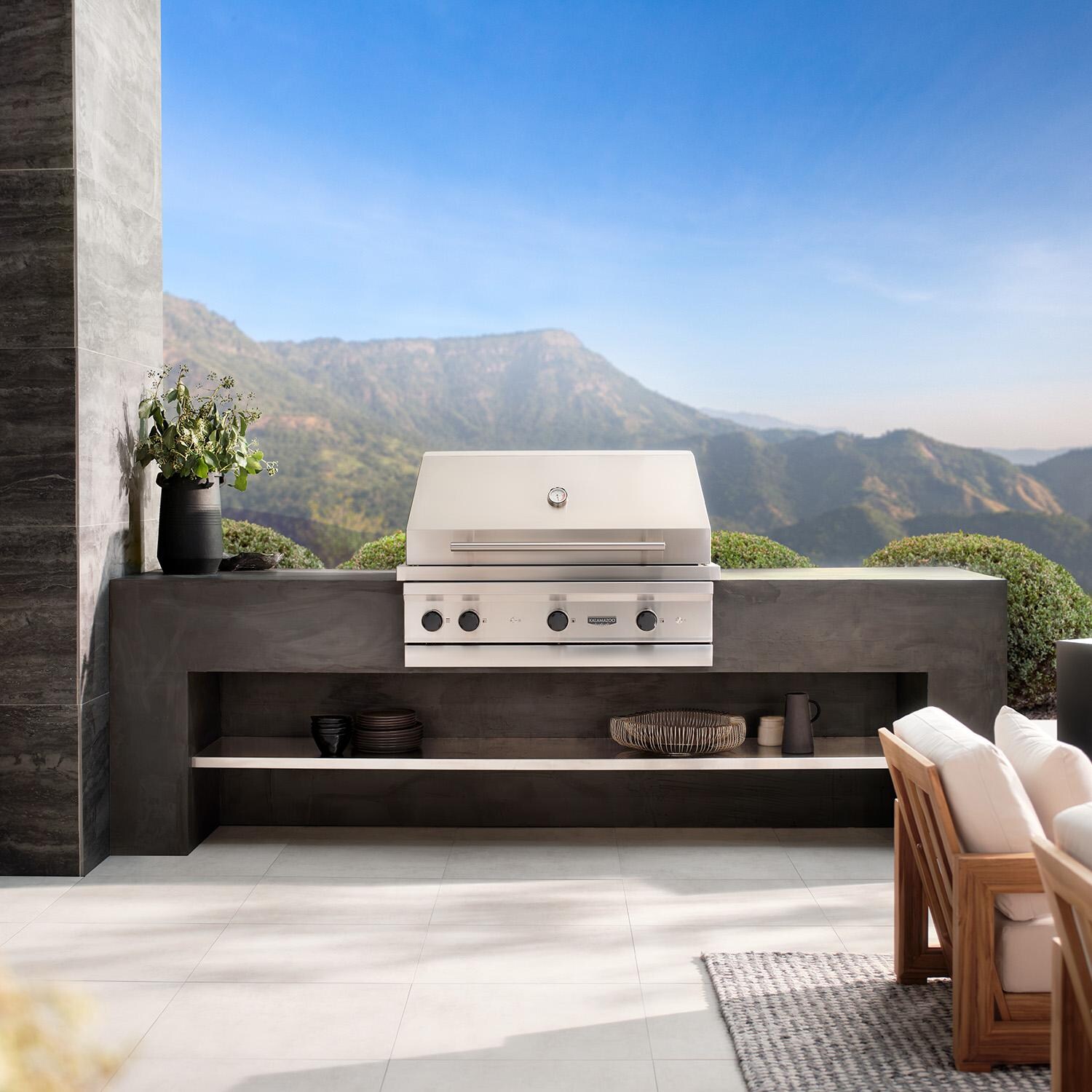 Kalamazoo K42DB Built-In Warming Head - Natural Gas - Marine-Grade - Shown in Outdoor Kitchen thumbnail