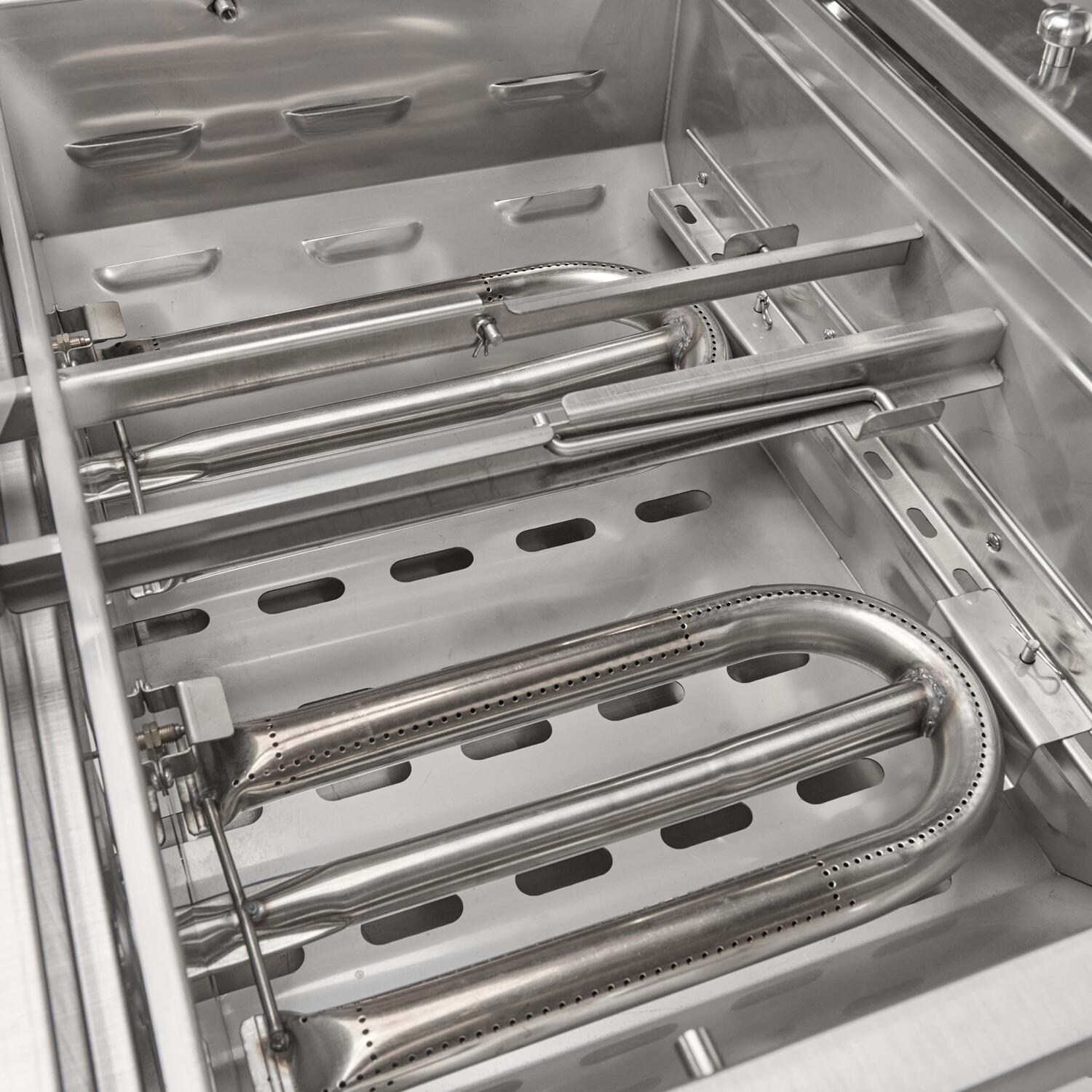 Coyote Outdoor Living C3CO50LP 50 Inch Built-In Propane Grill - Burners - Detail thumbnail