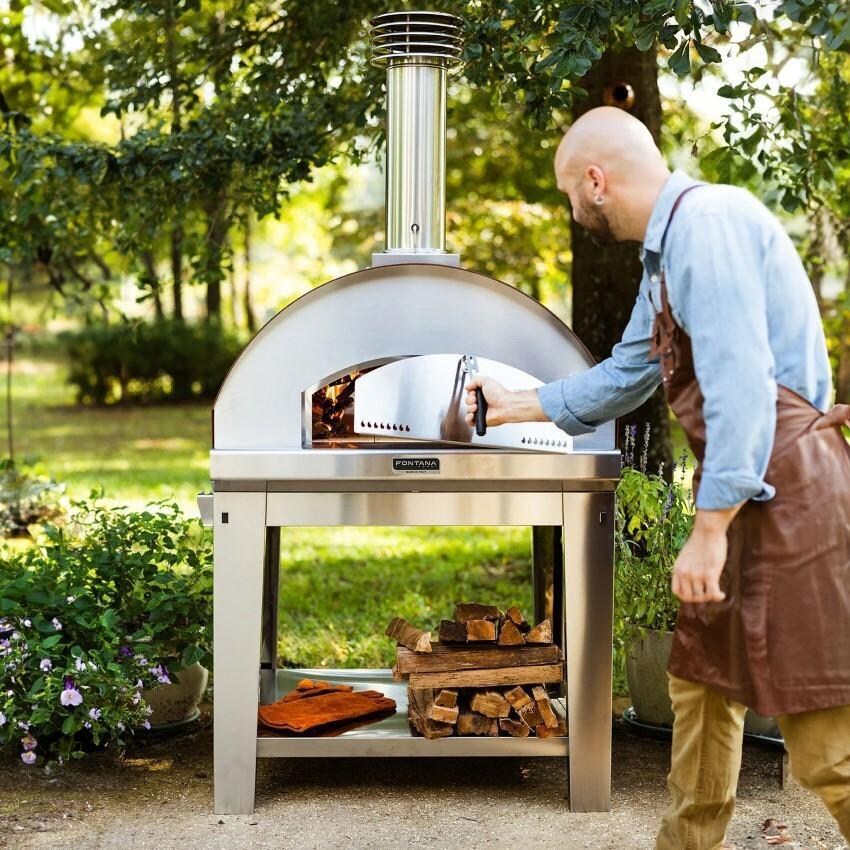 Fontana Forni FTMARIN-S Marinara Wood-Fired - Stainless - Checking Oven - Lifestyle thumbnail