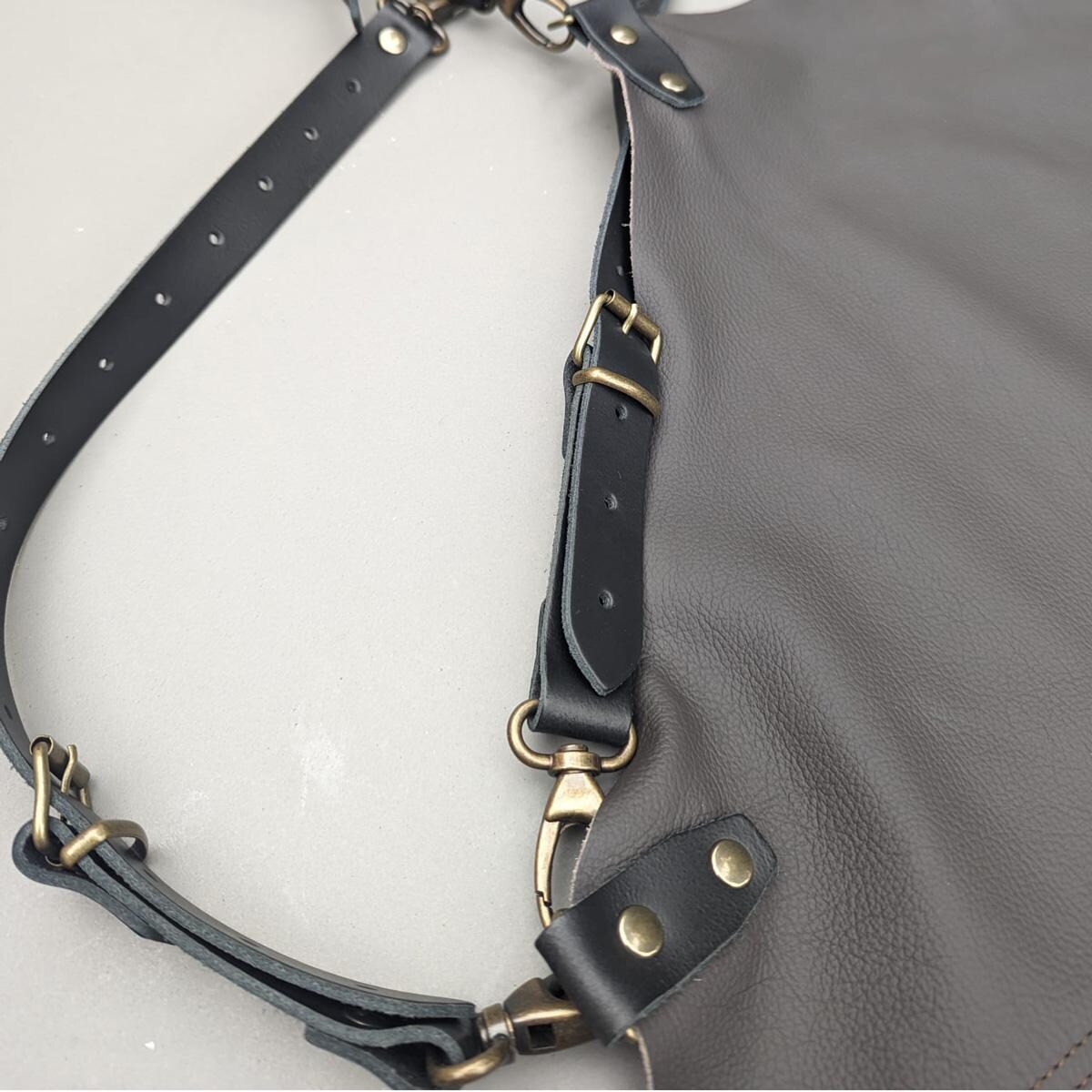 Stalwart Crafts 4410.L.A Deluxe Slate Leather Cross Strap Apron - Detail thumbnail