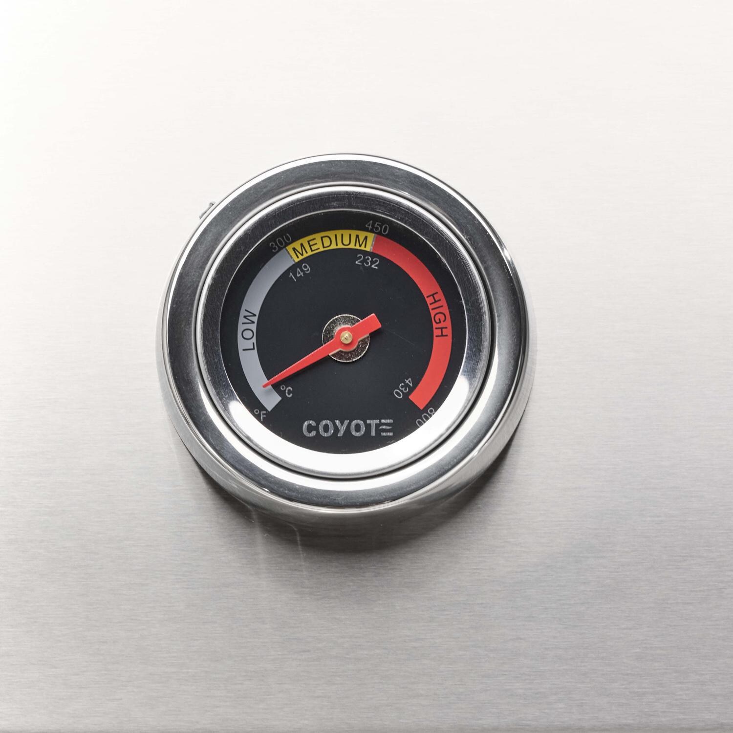 Coyote Outdoor Living 30 Inch C-Series Freestanding Propane Grill - Temperature Gauge - Detail