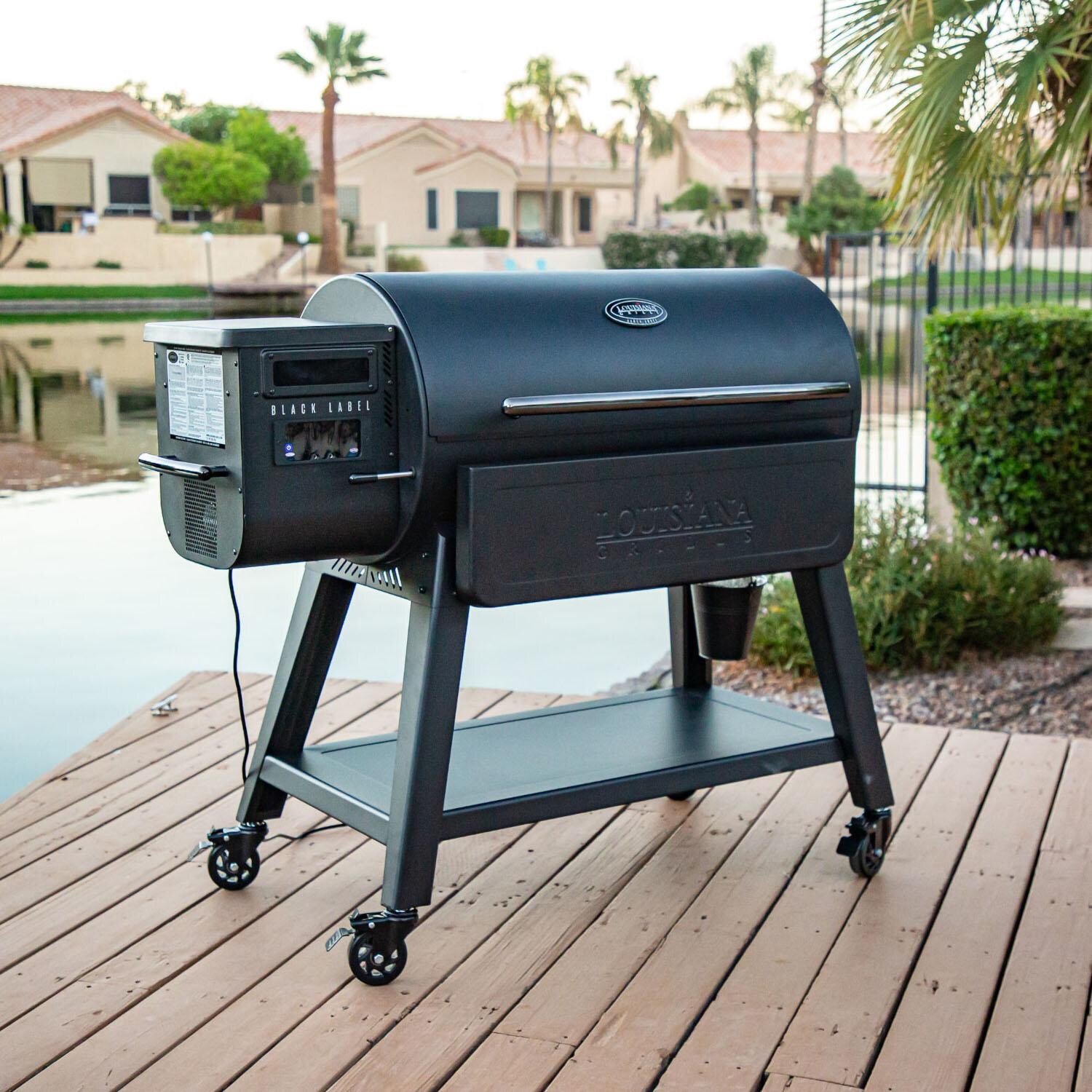 Louisiana Grills - 10640 - LG1200BL Black Label Series Pellet Grill - Lifestyle thumbnail