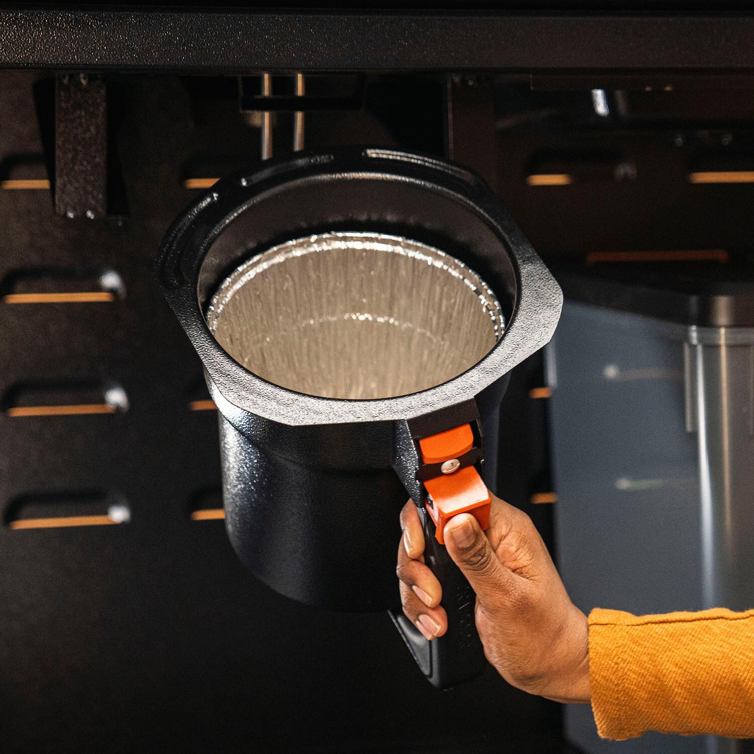 Traeger BAC608 Grease & Ash Keg Liner 5 Pack - Liner in Timberline Grease & Ash Keg thumbnail