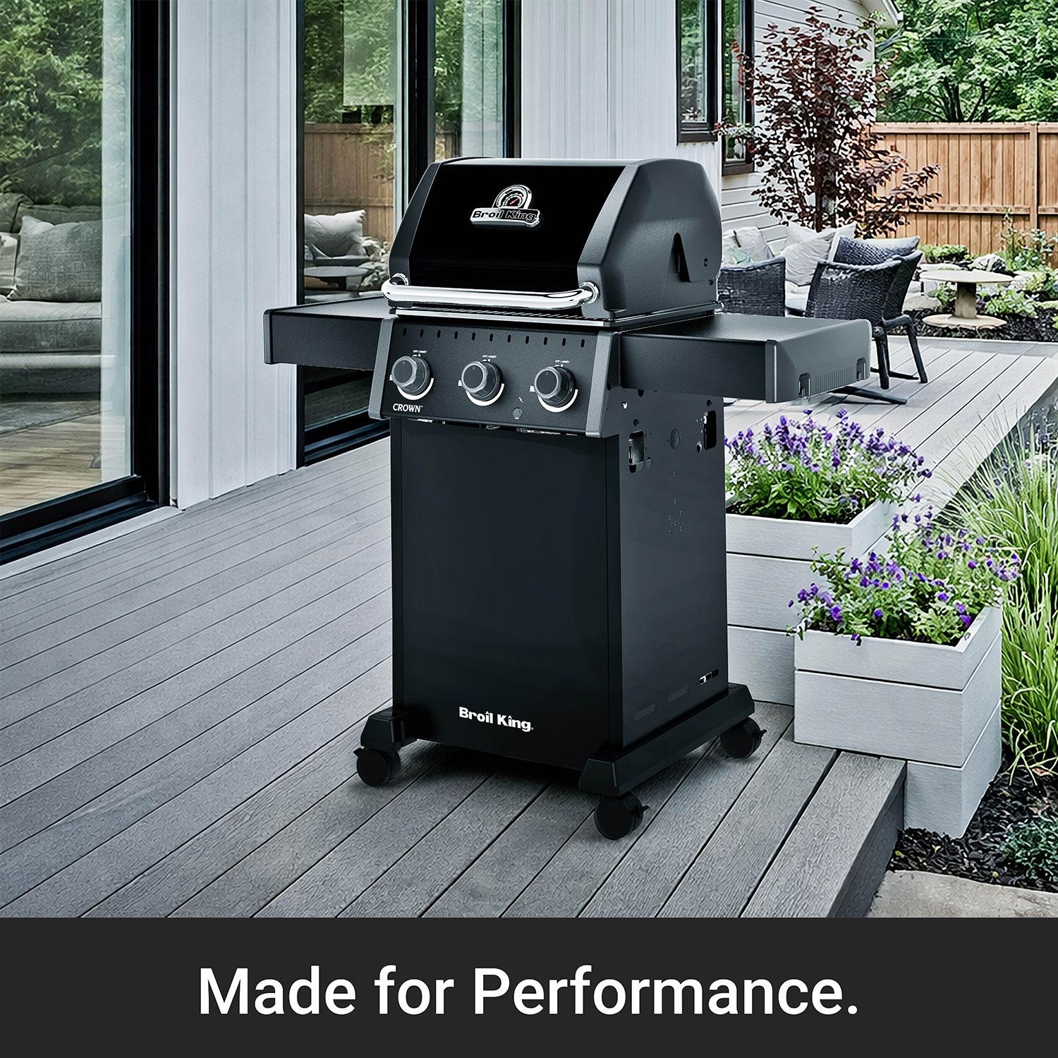 Broil King 864057 Crown 310 Shadow 3 Burner Natural Gas Grill - Black - Lifestyle thumbnail