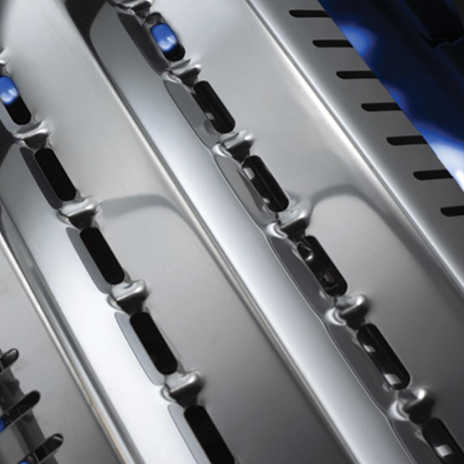 Broil King Porta-Chef 120 Portable Propane Gas Grill - Flav-R-Wave Cooking System thumbnail