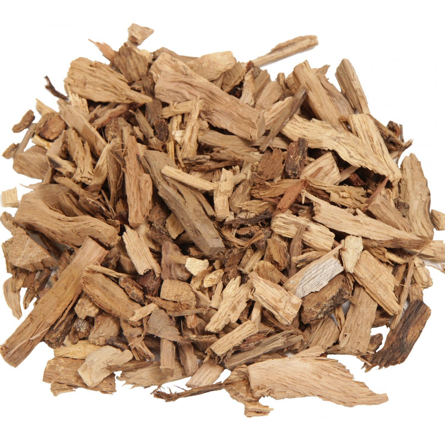 Western Oak BBQ Smoking Chips-Close Up of Chips thumbnail