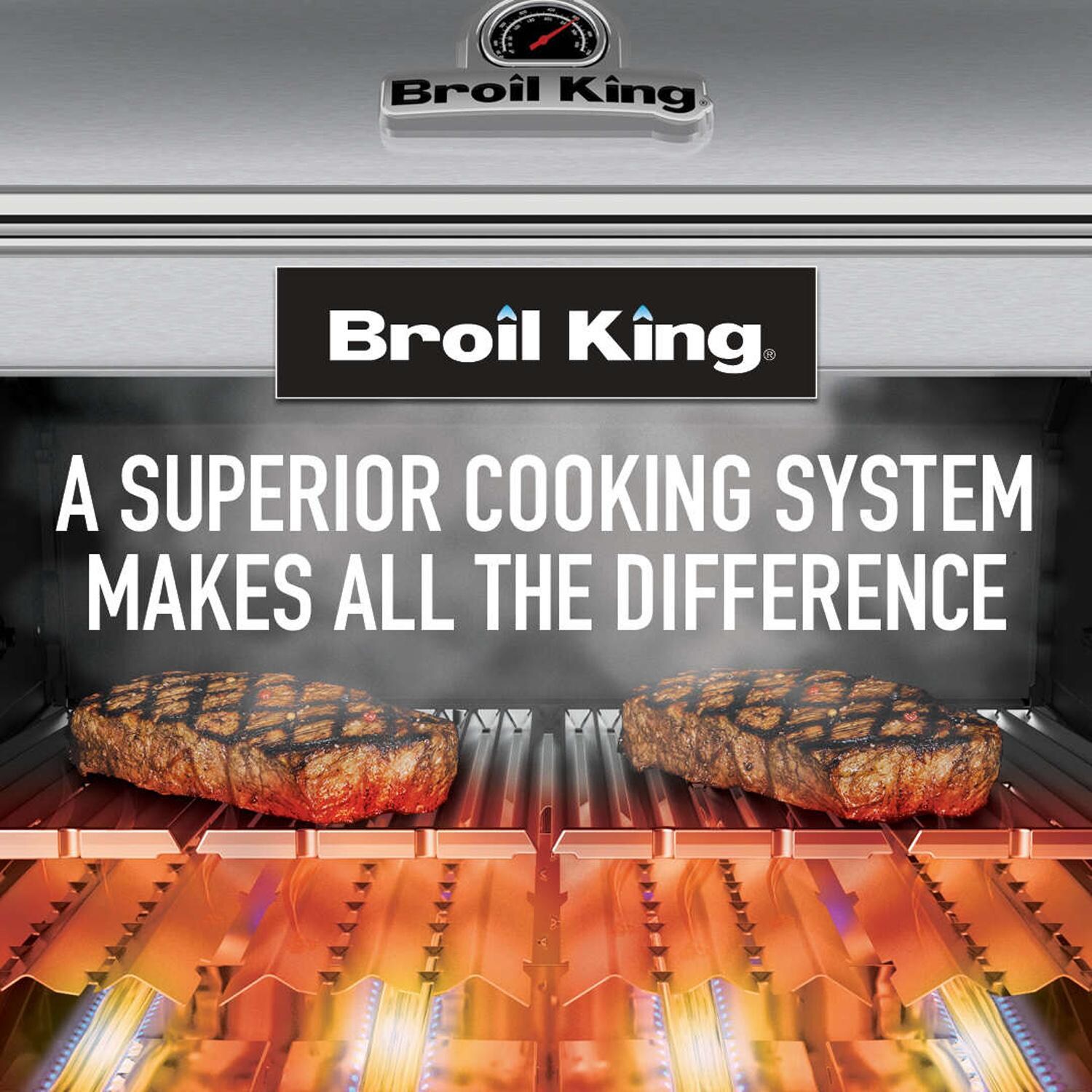 Broil King 687244 Regal Q 490 Pro IR Propane Grill - Cooking System - Detail thumbnail