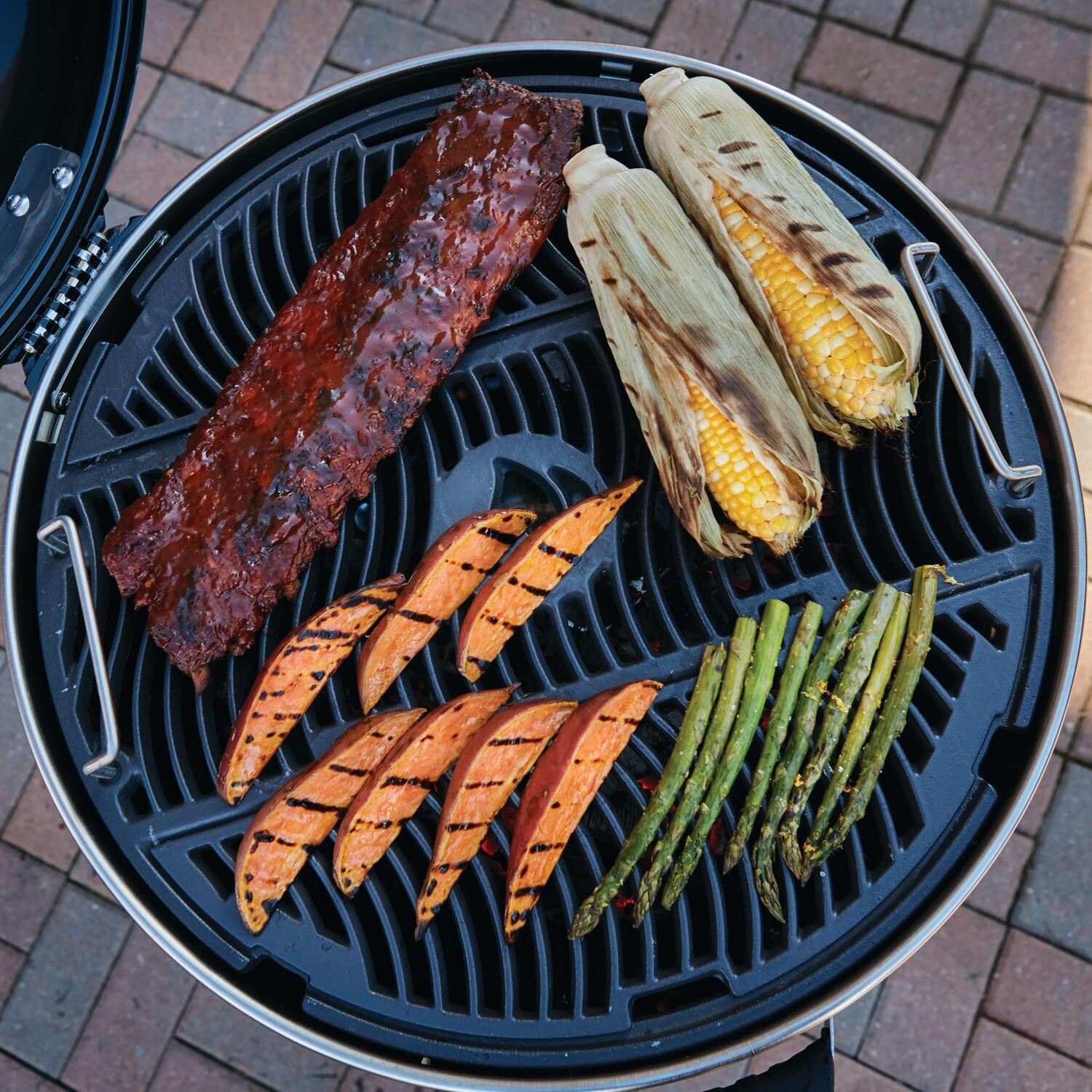Napoleon PRO PRO22K-LEG-2 22 1/2-Inch Charcoal Kettle Grill - Grilling Ribs & Vegetables