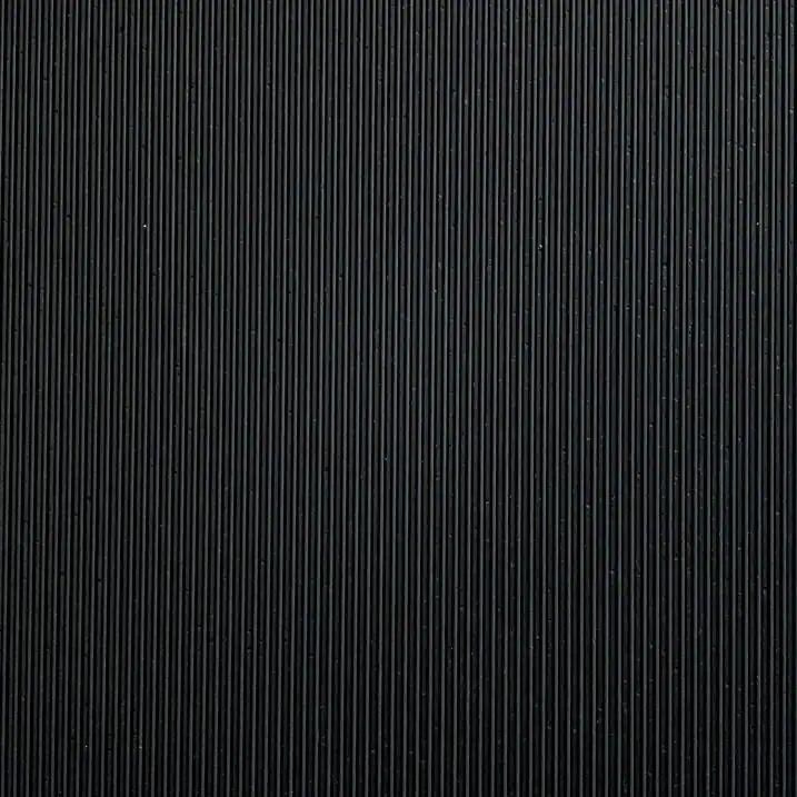 BBQGuys Signature BBQ-WLD-3777-60S 60 X 30 Inch Rubber BBQ Grill Mat - Texture Detail thumbnail