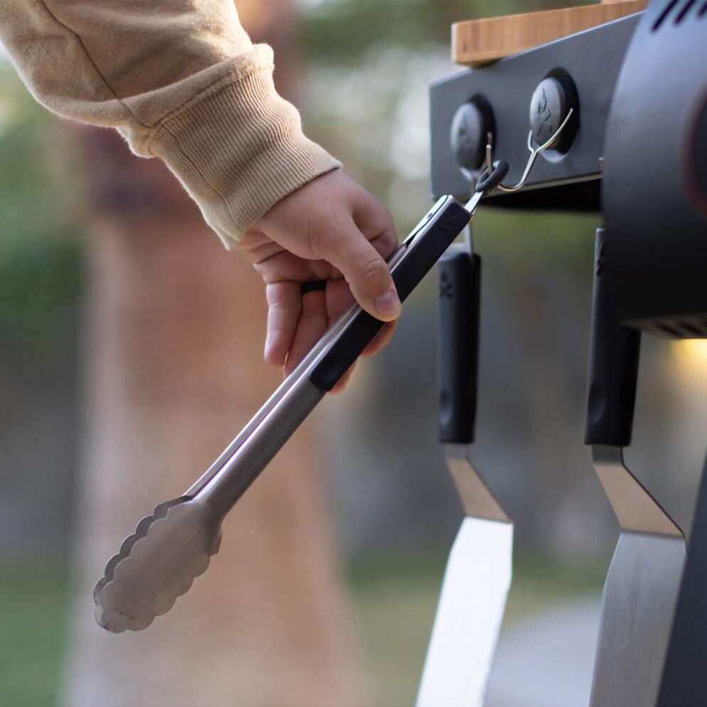 Camp Chef SPSET7 Griddle 7- Pc Essentials Kit - Tongs Hanging - Detail thumbnail