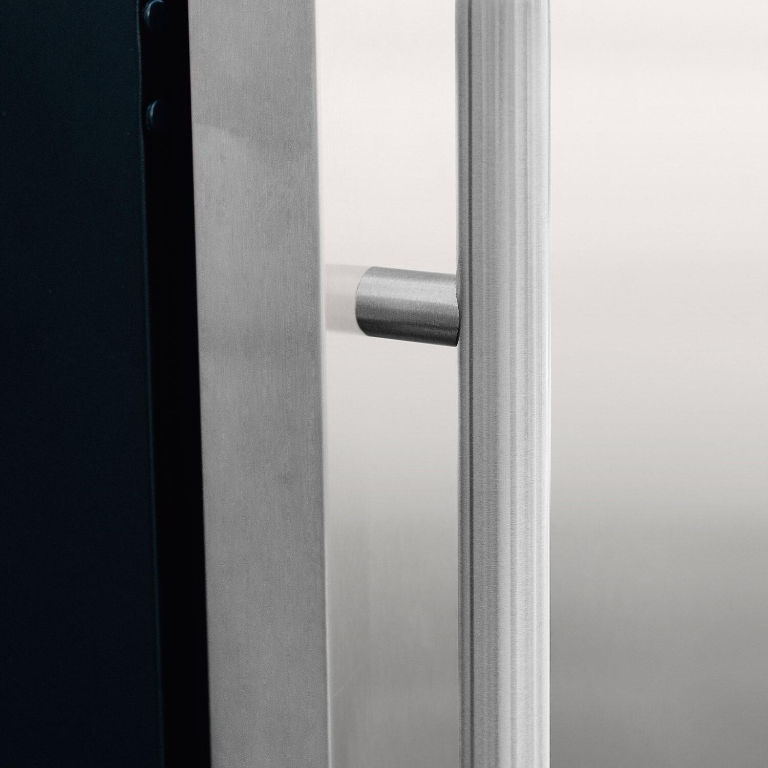 Summerset RFR-24S-A 24 Inch Outdoor Rated Refrigerator - Door Handle - Detail thumbnail