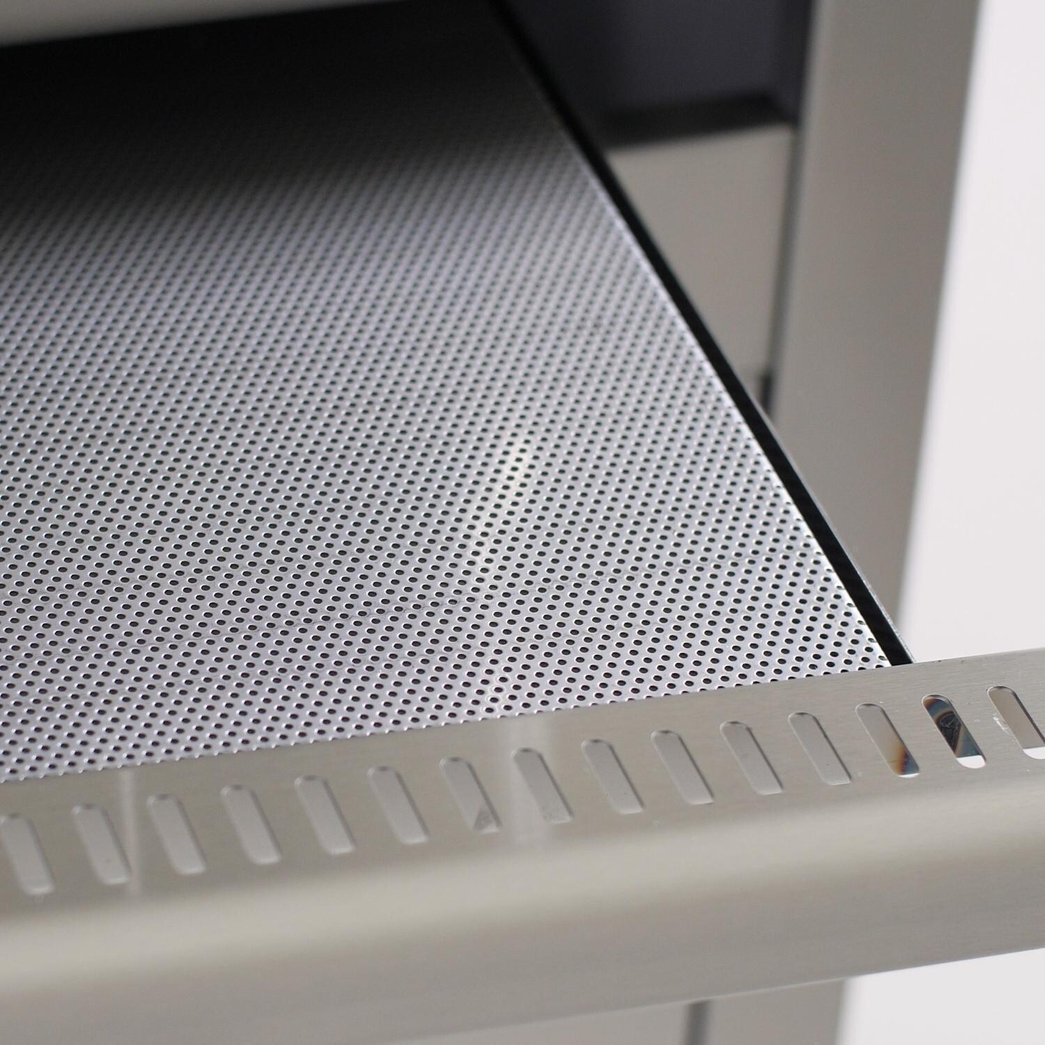 Blaze BLZ-4LTE2MG-NG Premium LTE Marine Grade 32-Inch 4-Burner Natural Gas Grill w/ Rear Infrared Burner & Grill Lights - Drip Tray Guard - Detail thumbnail