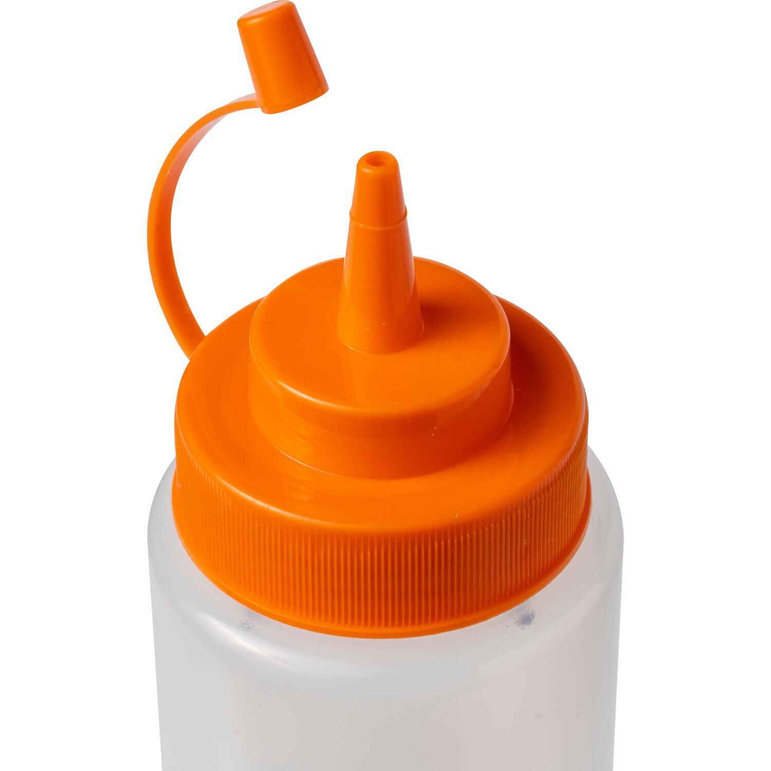 Traeger Flat Top Grill Essentials Kit - Squeeze Bottle Top - Detail thumbnail