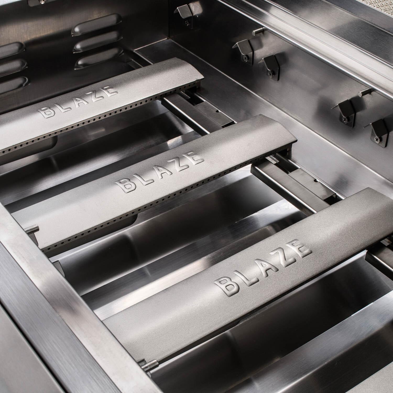 Blaze BLZ-5LTE2-NG Premium LTE 40-Inch 5-Burner Built-In Natural Gas Grill - Cast Stainless Steel Burners - Detail thumbnail