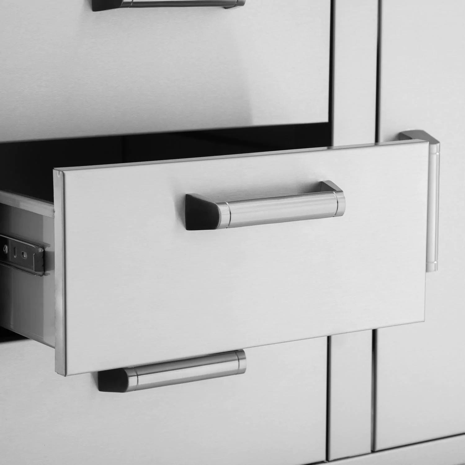 BBQGuys Signature 39-in Contempo/Traditional Stainless Steel Reversible Access Door & Triple Drawer Combo - Drawer - Detail thumbnail