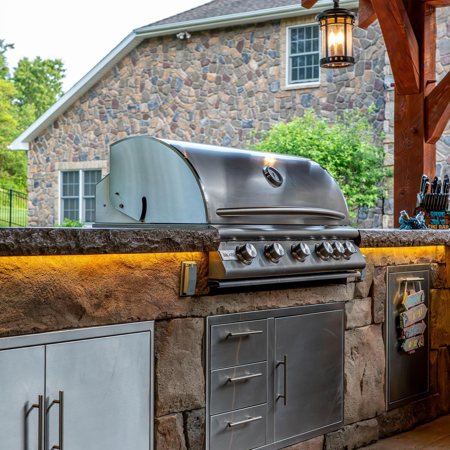 Blaze BLZ-5LTE3-NG Premium LTE+ 40-Inch 5-Burner Built-In Natural Gas Grill With Rear Infrared Burner & Lift-Assist Hood - Lifestyle thumbnail