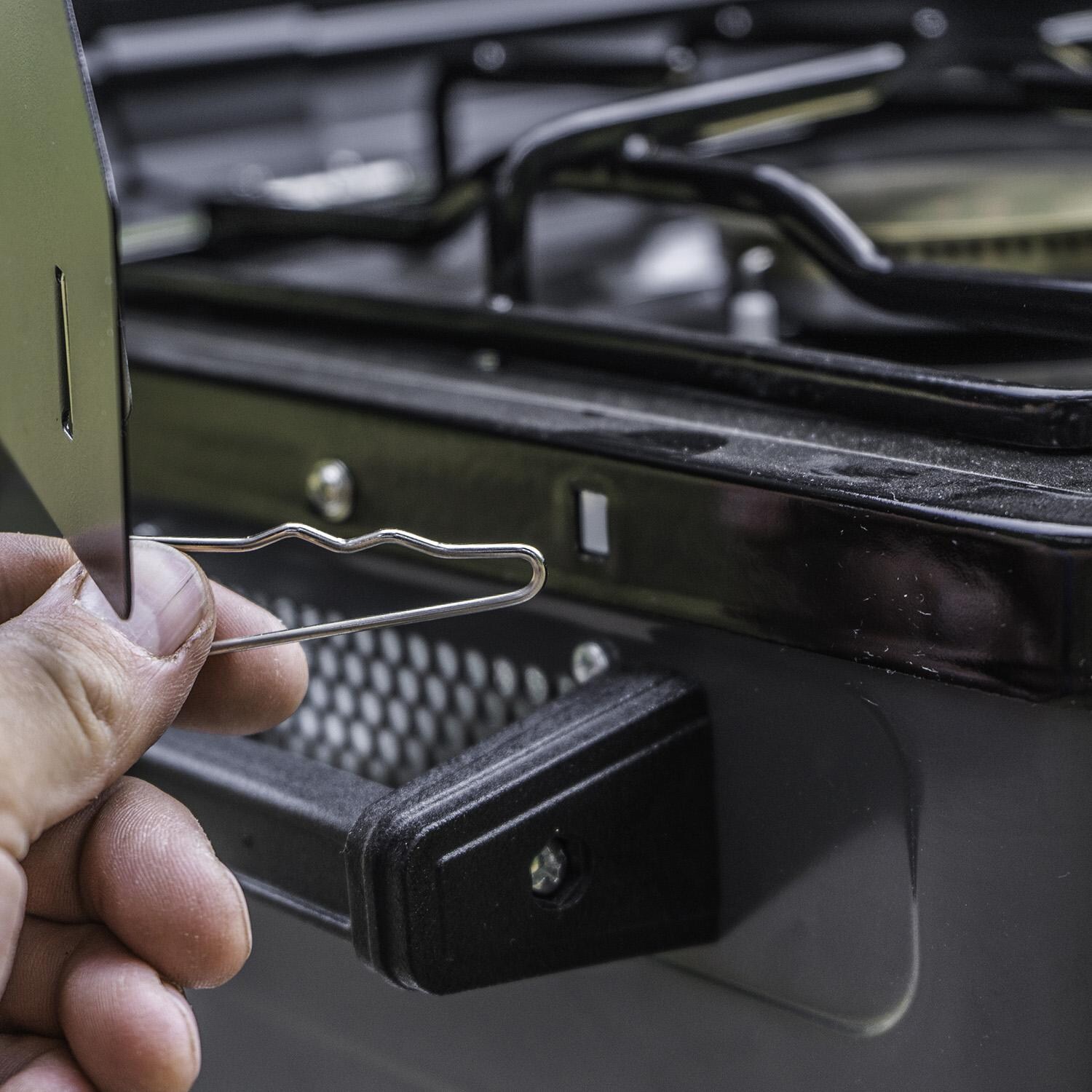 Camp Chef COVEND Deluxe Outdoor Camp Oven - Wind Screen Clip thumbnail