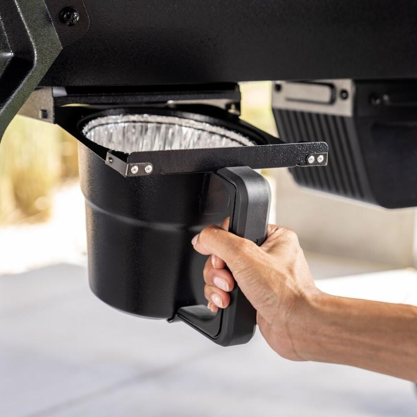 Traeger Woodridge Pro Bundle - Grill - Ash Catcher - Detail thumbnail